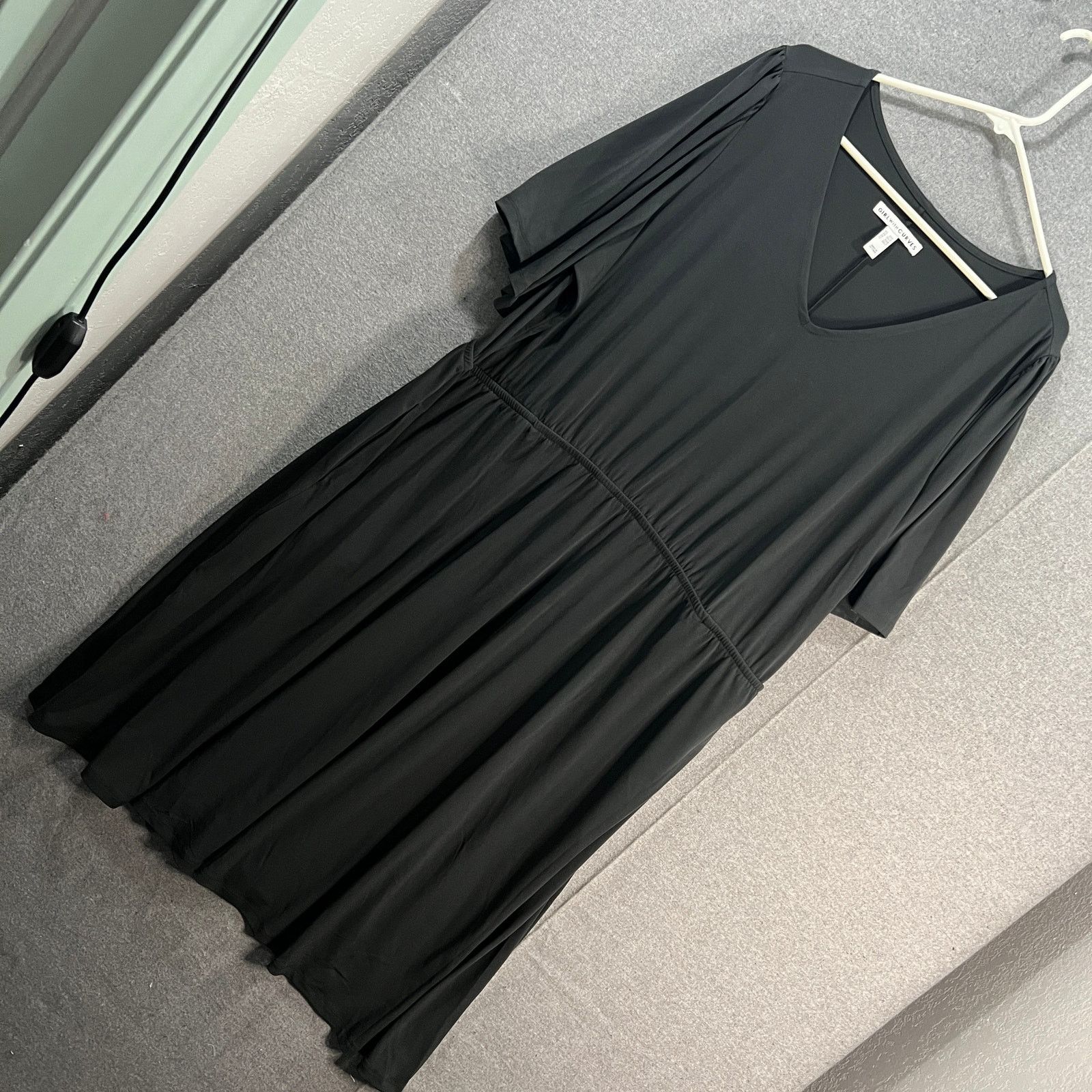 Other Girl With Curves Petite Knit Midi Dress with Flutter Sleeve Size XXL / US 16-18 / IT 52-54 - 5 Thumbnail