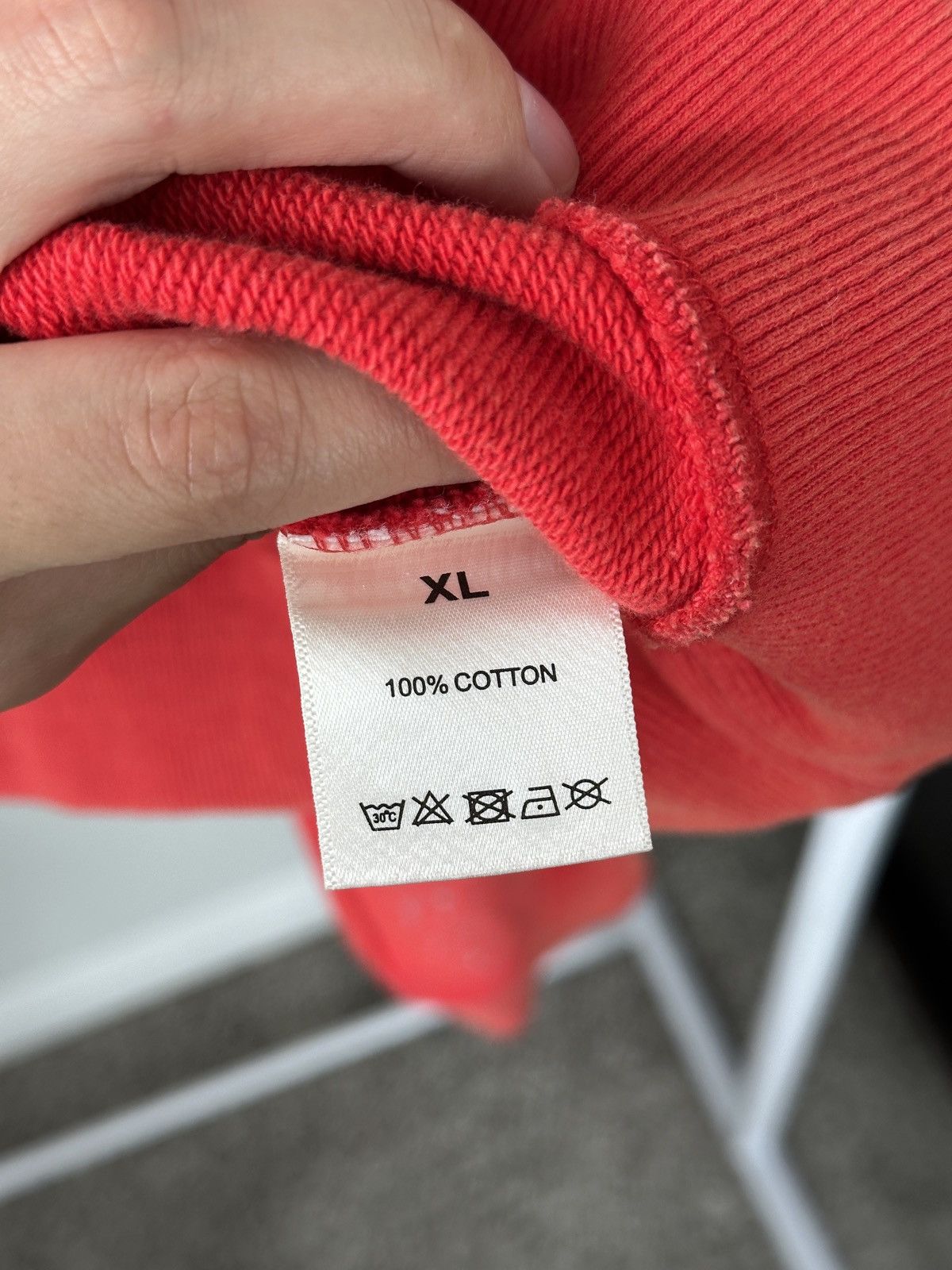 Vale Vale 14 Rhinestone Hoodie Red Size US XL / EU 56 / 4 - 5 Thumbnail