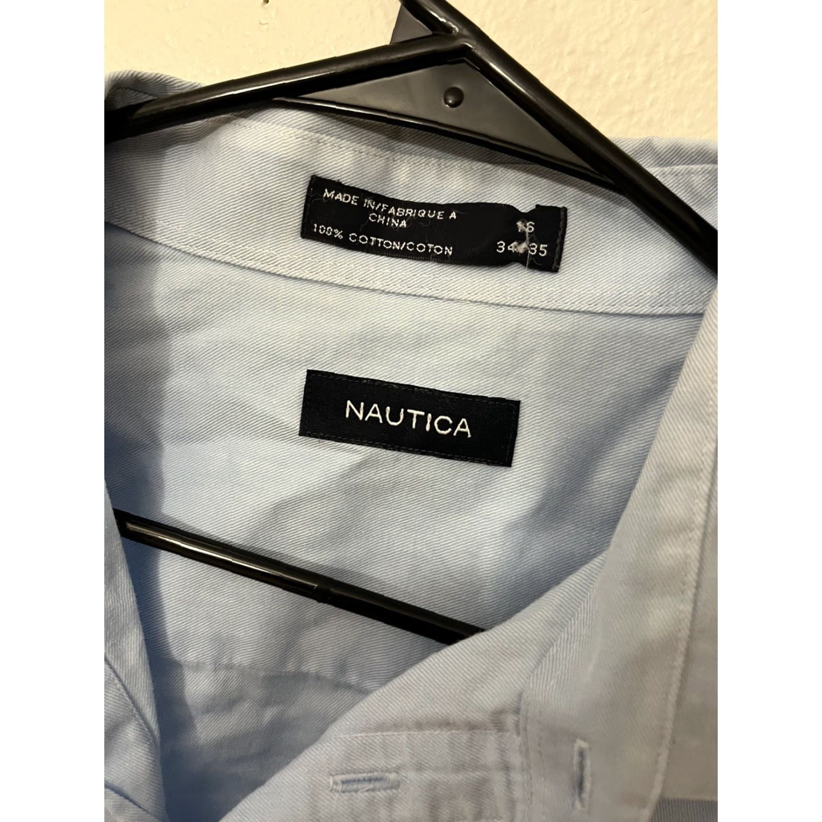 Nautica VINTAGE Nautica Blue Solid Button Down Shirt Men’s 16 34/35 Long Sleeve Cotton Regular Fit Size US L / EU 52-54 / 3 - 2 Thumbnail