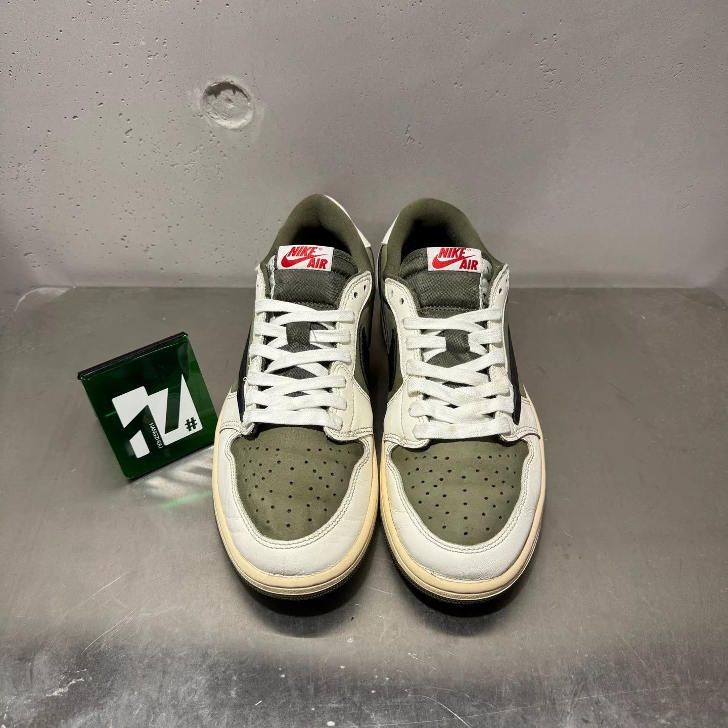 Nike Nike Green Lowtop Sneakers 44 Men Size US 10.5 / EU 43-44 - 1 Thumbnail