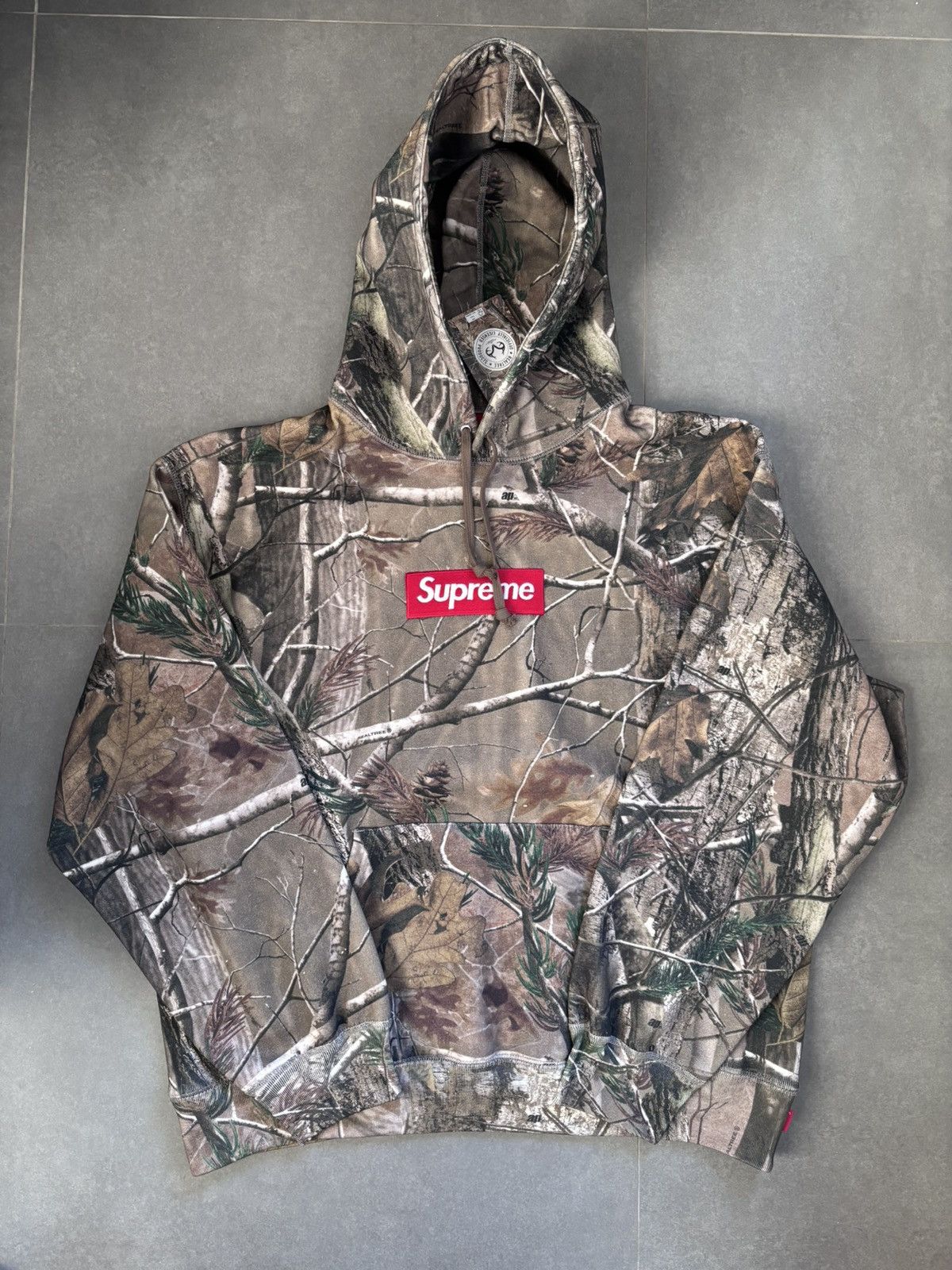 Supreme Supreme Box Logo Camo FW25 Size US L / EU 52-54 / 3 - 2 Thumbnail