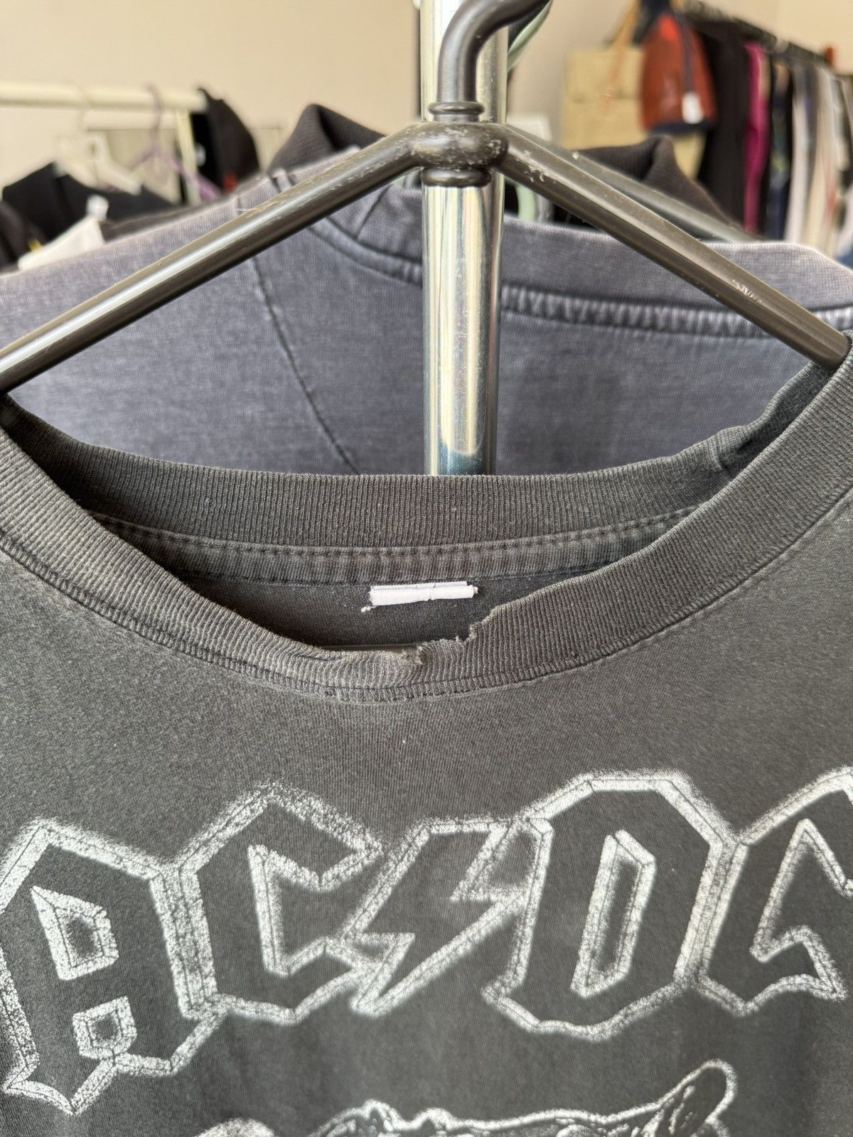 AC/DC Vintage 90s AC/DC Cannon Trashed T-shirt Size US L / EU 52-54 / 3 - 4 Thumbnail