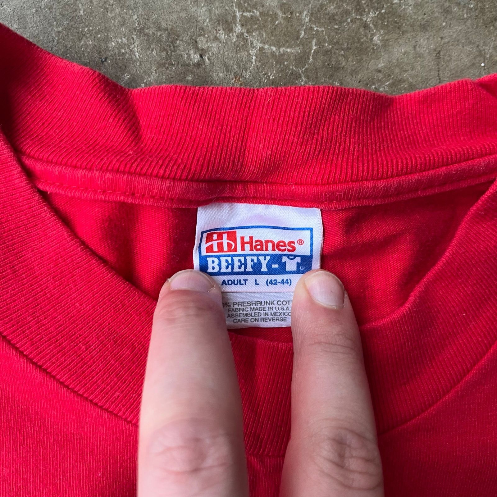 Vintage VINTAGE HARRYT'S NATURE LONG NECK RED T-SHIRT LARGE Size US L / EU 52-54 / 3 - 4 Thumbnail