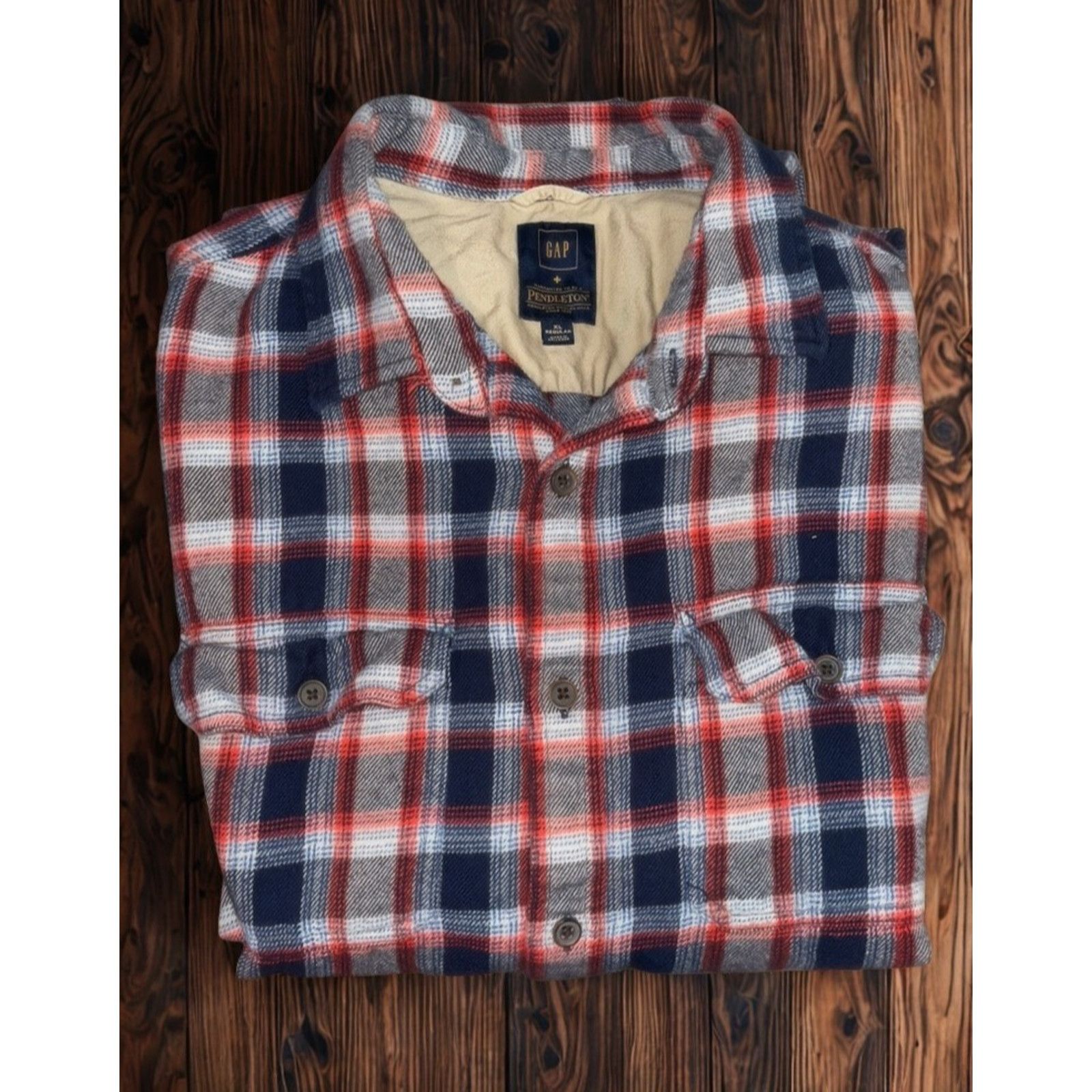 Gap Gap x Pendleton Flannel Shirt Men XL Red Navy Plaid Cotton Size US XL / EU 56 / 4 - 1 Thumbnail