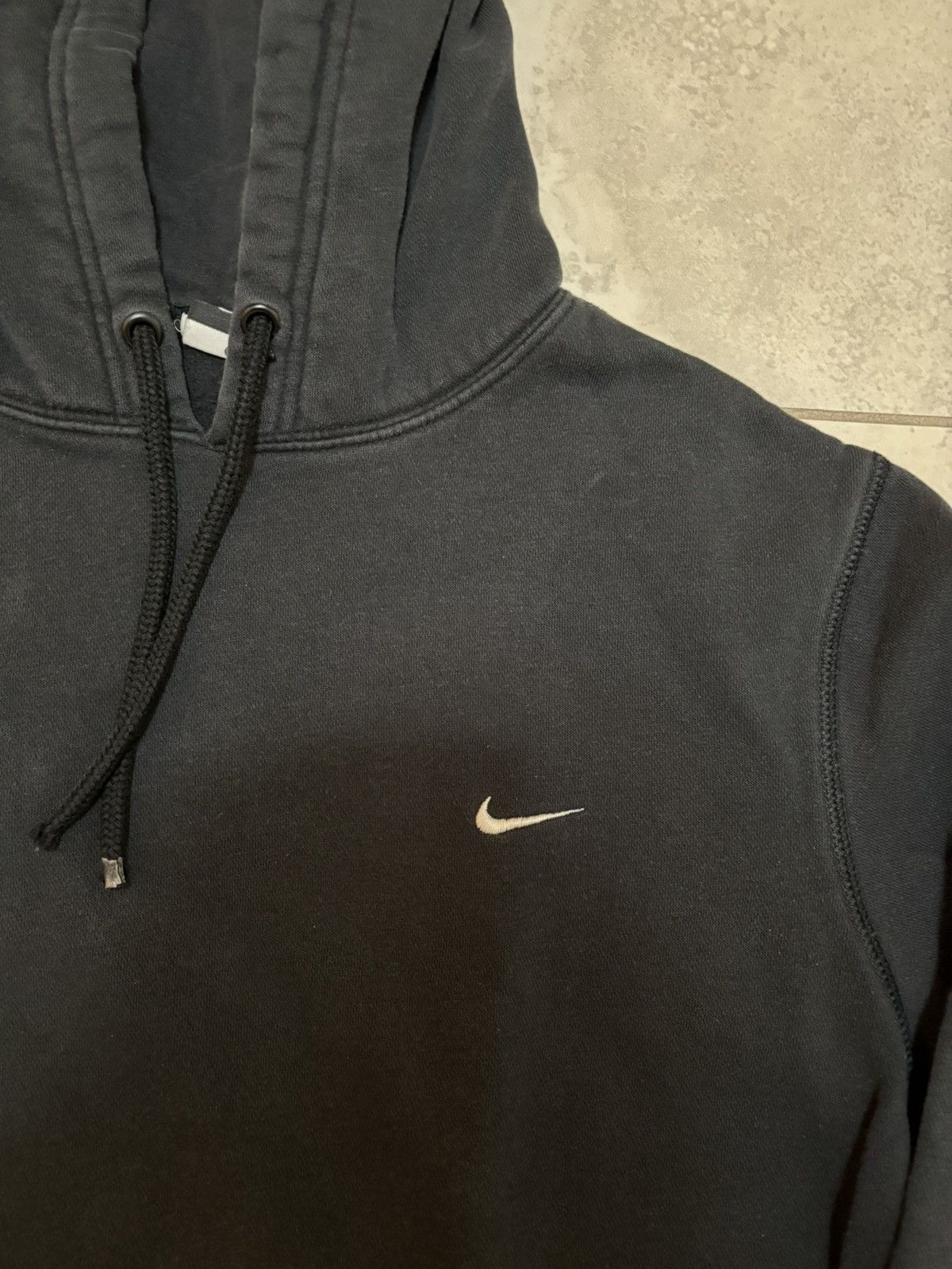 Nike black nike mini swoosh chest hoodie Size US M / EU 48-50 / 2 - 4 Thumbnail