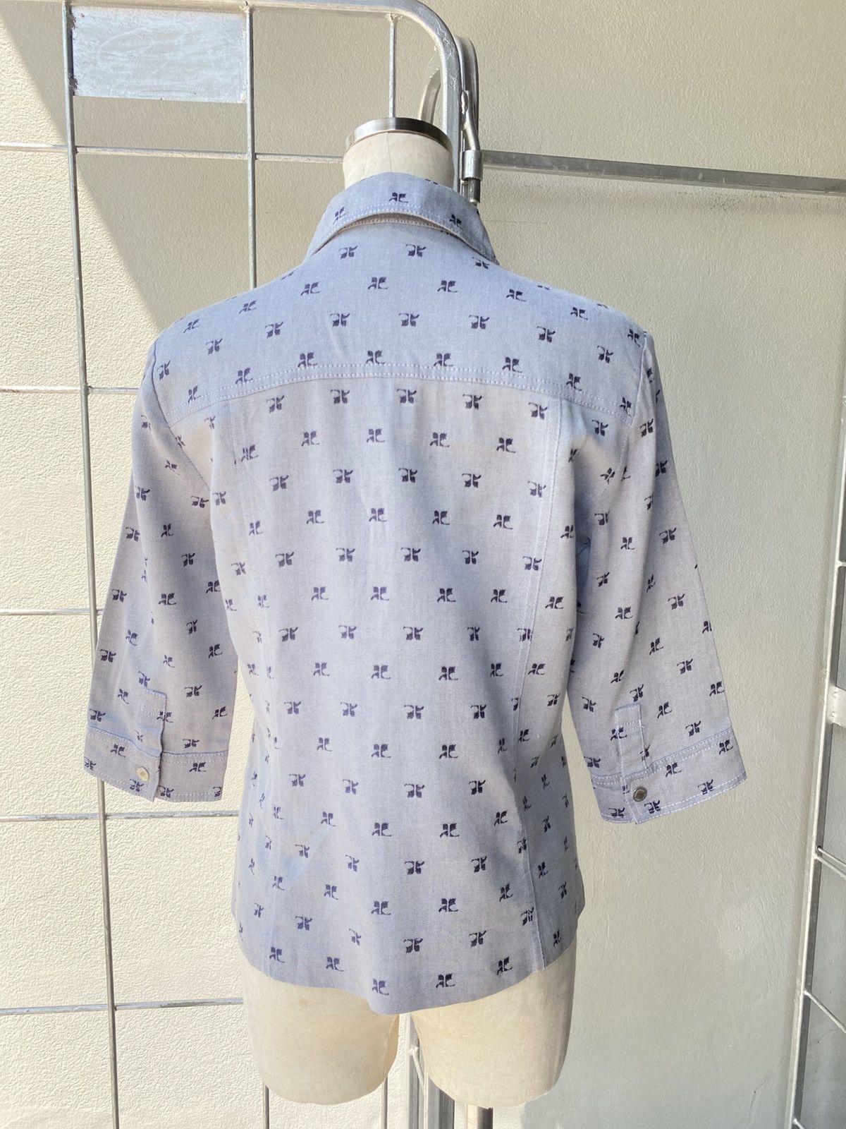 Courreges Courrèges Gray Classic Logo Pattern Button-Up. Size M / US 6-8 / IT 42-44 - 2 Thumbnail