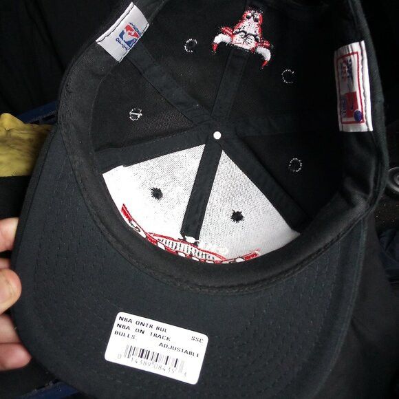 Sports Specialties Deadstock NWT Sports Specialties Chicago Bulls Snap Hat Cap Size ONE SIZE - 6 Thumbnail