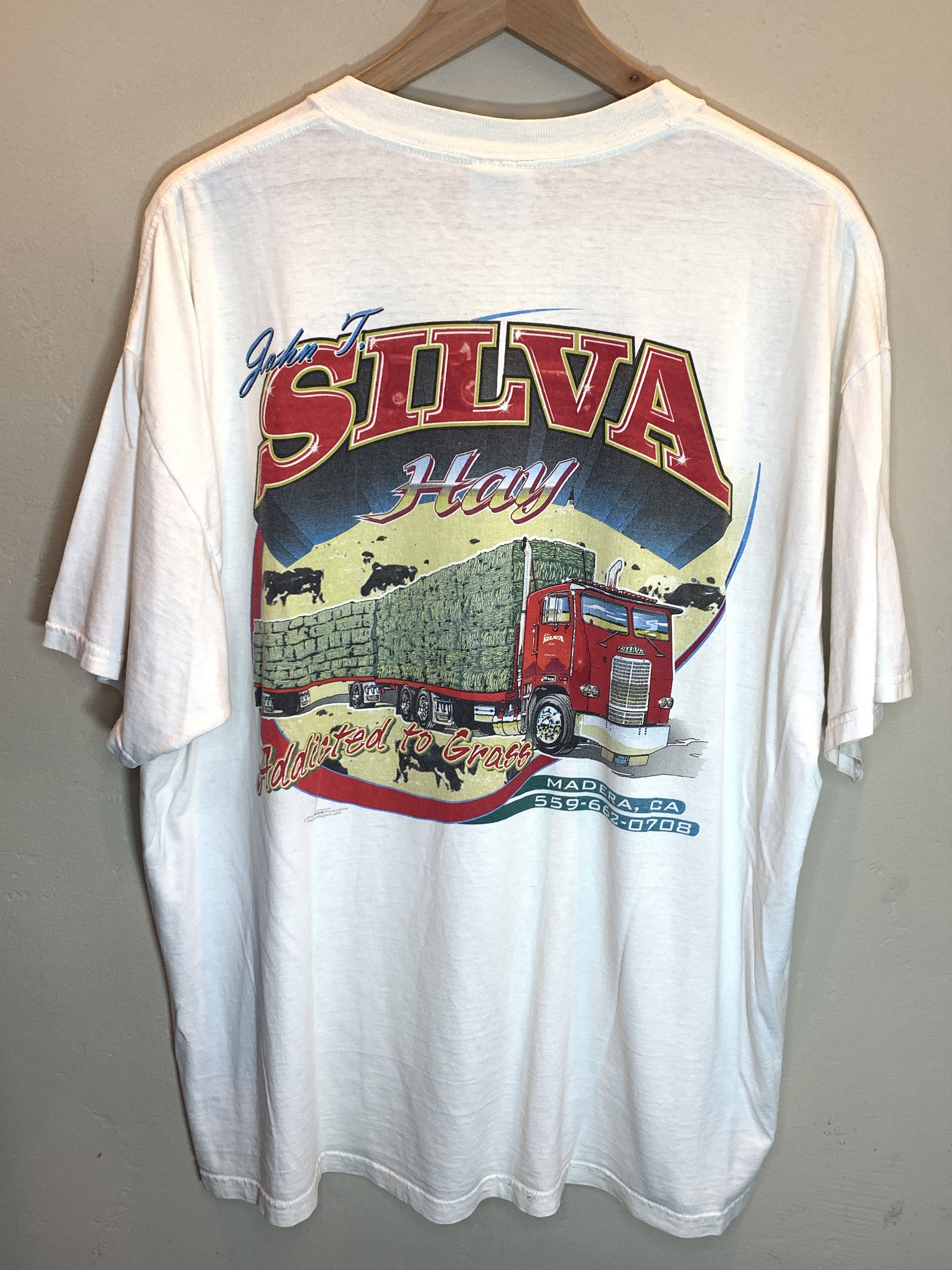 Vintage RARE* Vintage Addicted To Grass Hay Trucking Art T-Shirt Y2K Size US XL / EU 56 / 4 - 1 Thumbnail