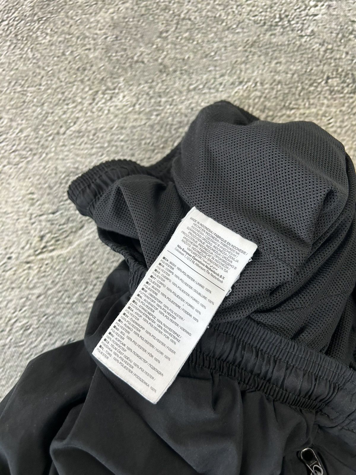 Nike × Vintage Nike vintage black track pants small swoosh 10 Size US 30 / EU 46 - 6 Thumbnail