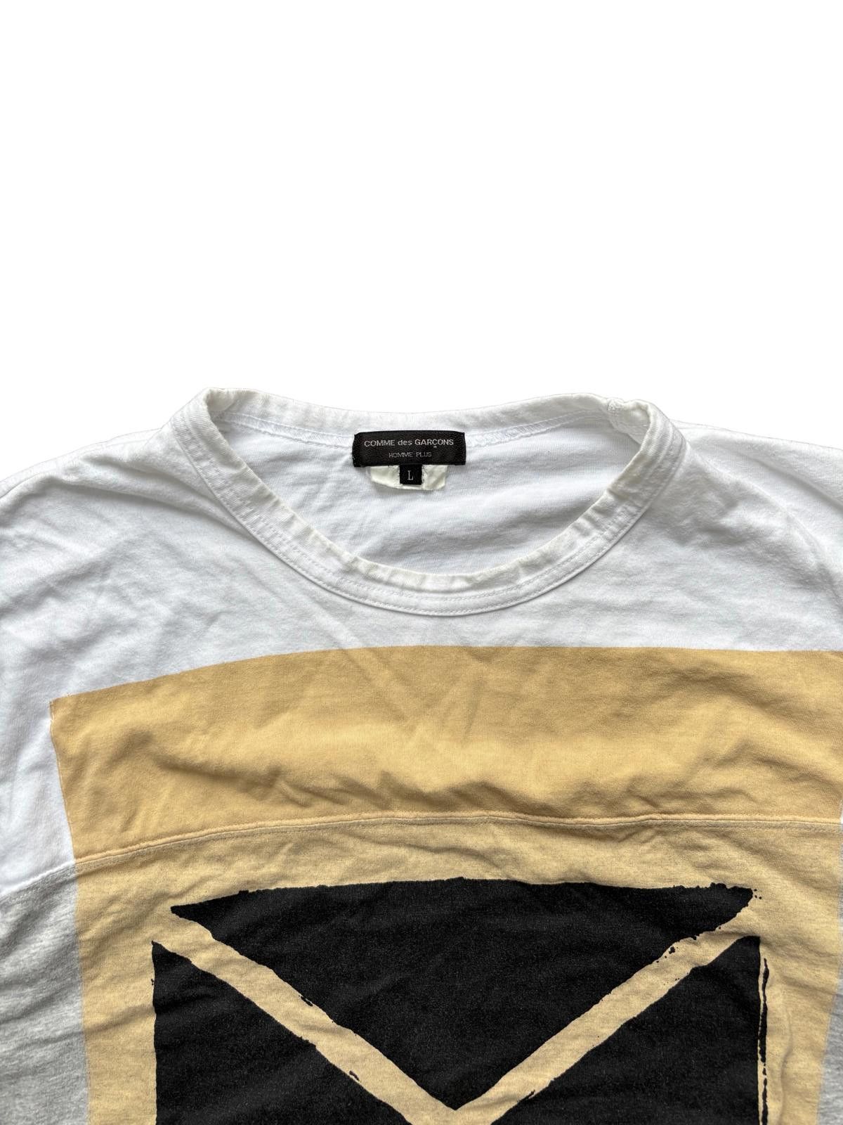 Comme des Garcons Comme des Garçons Graphic T Shirt White Large Size US L / EU 52-54 / 3 - 4 Thumbnail