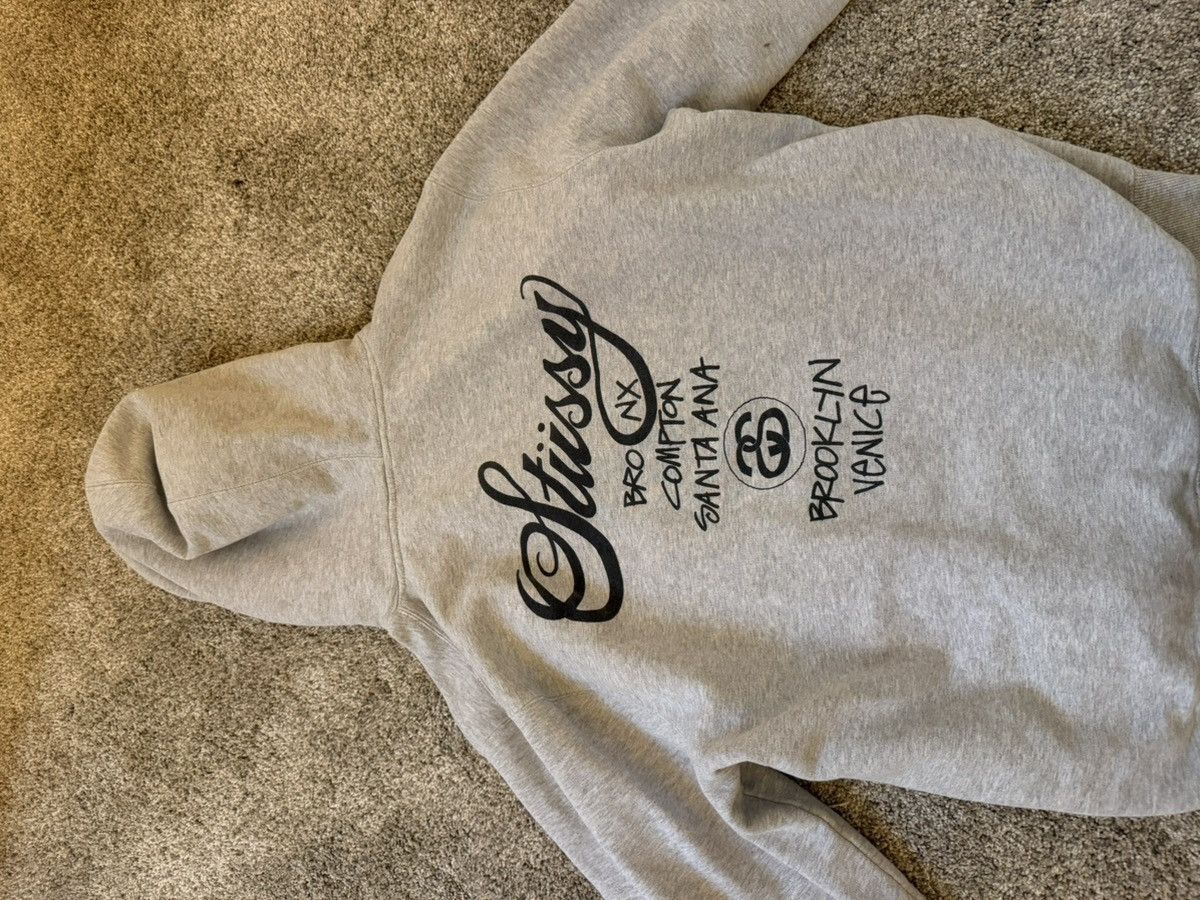 Dover Street Market × Stussy Stussy Men’s World Tour Hoodie Size US L / EU 52-54 / 3 - 5 Thumbnail