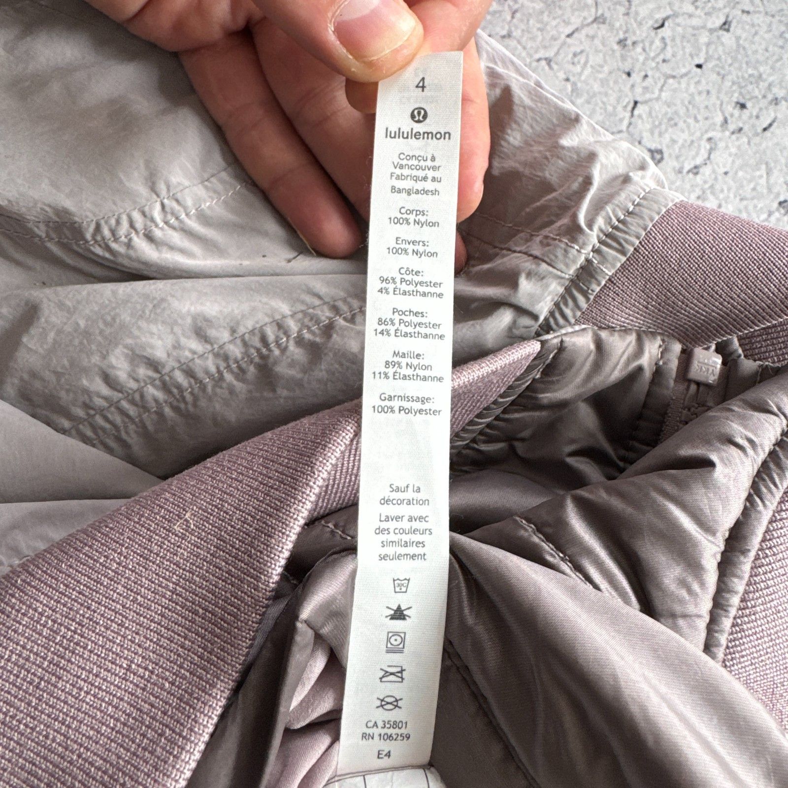 Lululemon Lululemon Metallic Rose Zip Bomber Jacket Reversible Size S / US 4 / IT 40 - 12 Thumbnail