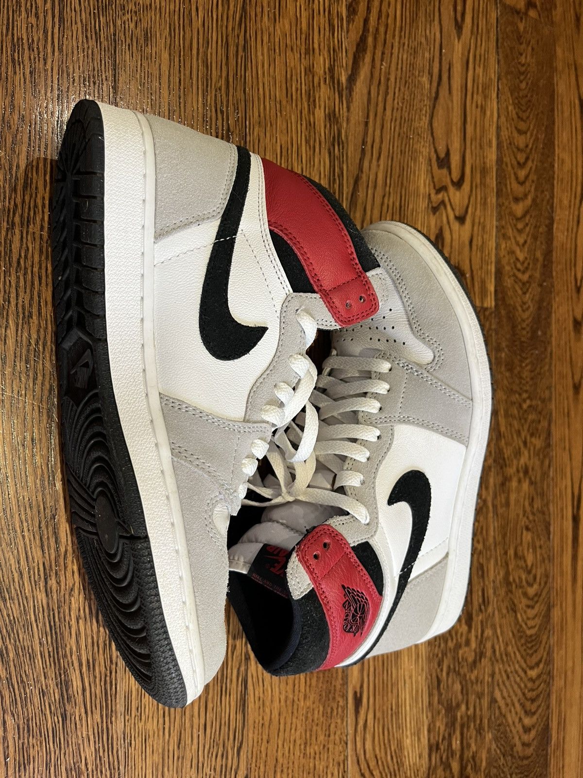 Jordan Brand × Nike Jordan 1 smokey greys Size US 8 / EU 41 - 4 Thumbnail
