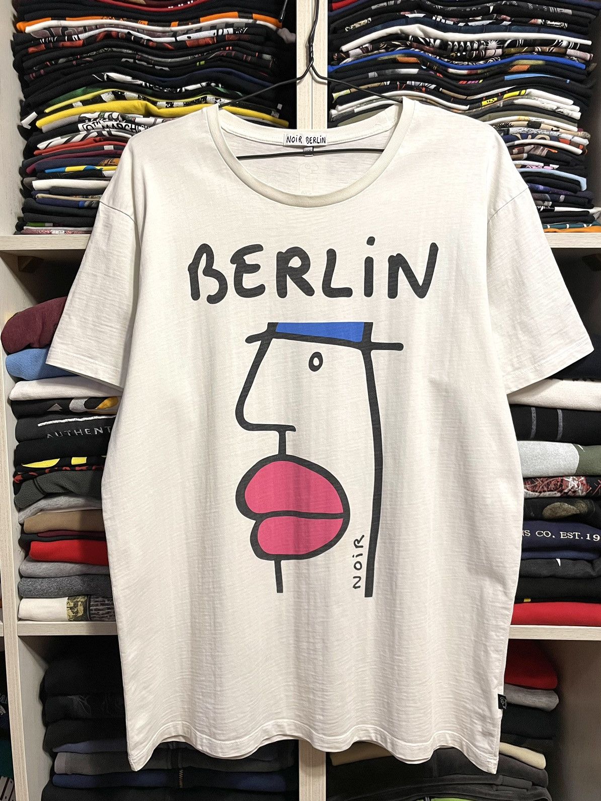 Arts & Science RARE Thierry Noir Berlin Germany Cartoon Faces T-Shirt Size US XXL / EU 58 / 5 - 15 Thumbnail
