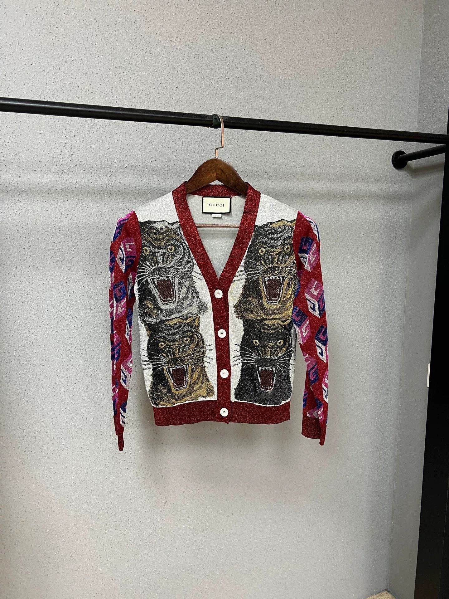Gucci Gucci Glitter Tiger Head Cardigan Size S / US 4 / IT 40 - 1 Thumbnail