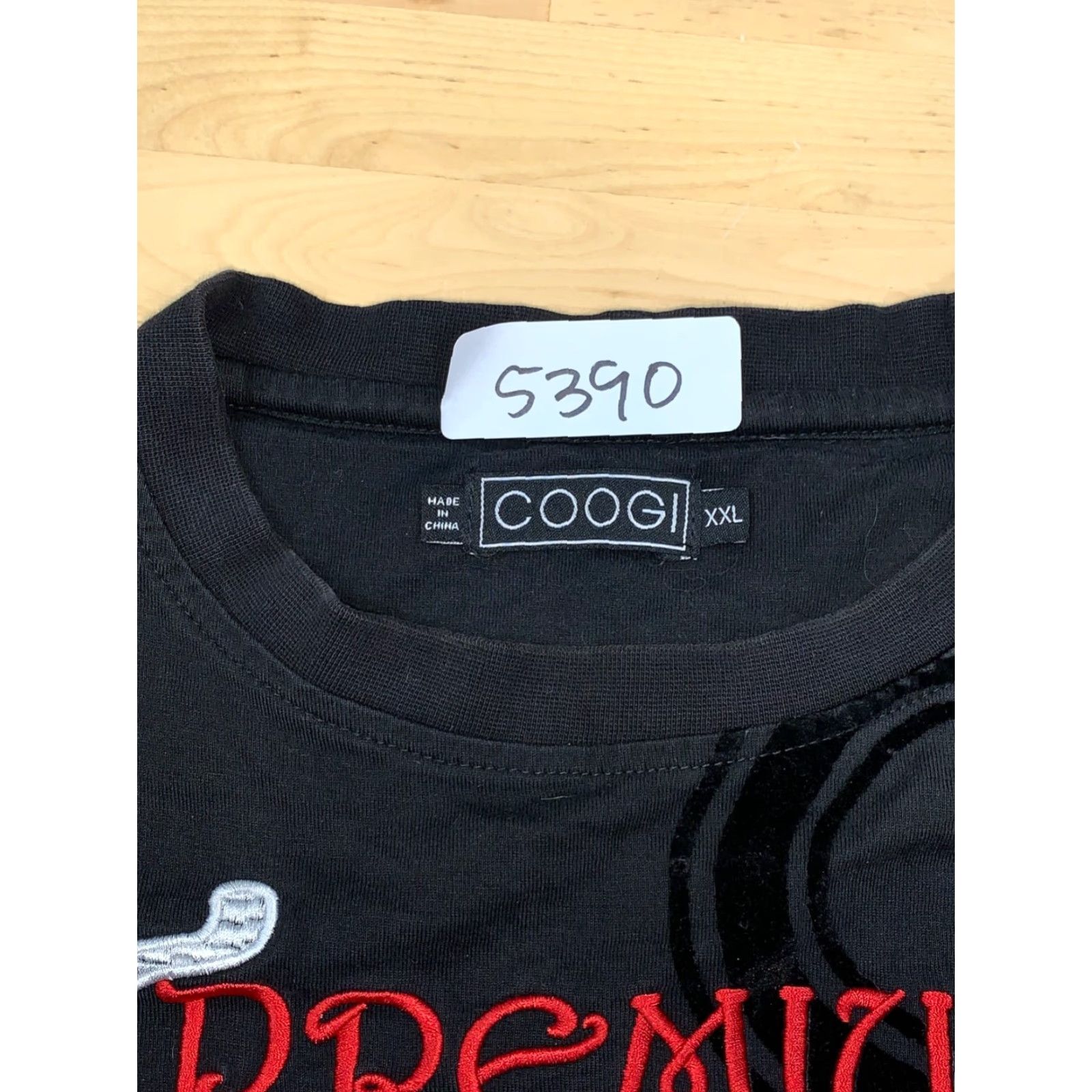 Coogi VINTAGE Coogi T Shirt 2XL Embroidered Logo Black Short Sleeve Mens 90s Designer Logo Embroidered Shirts Size US XXL / EU 58 / 5 - 5 Thumbnail