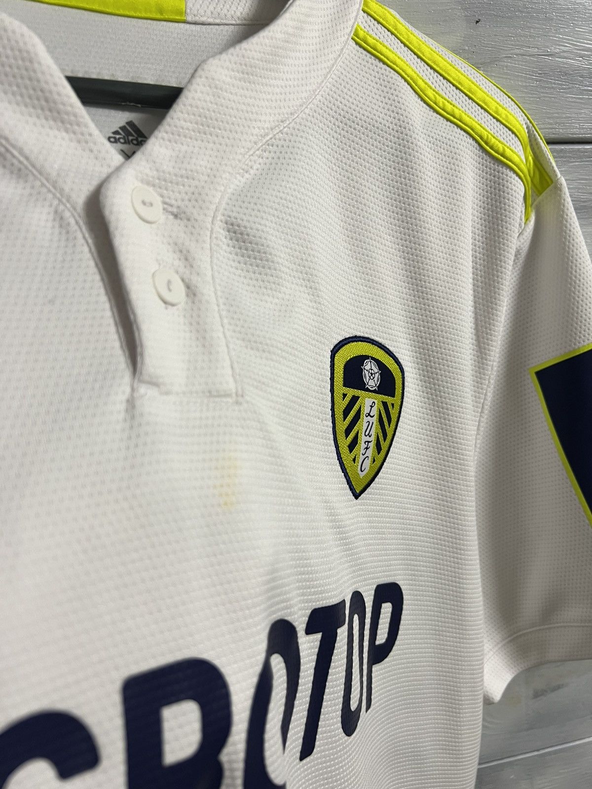 Adidas Rare Adidas Leeds Inited Soccer Jersey LUFC Football T-Shirt Size US XL / EU 56 / 4 - 3 Thumbnail