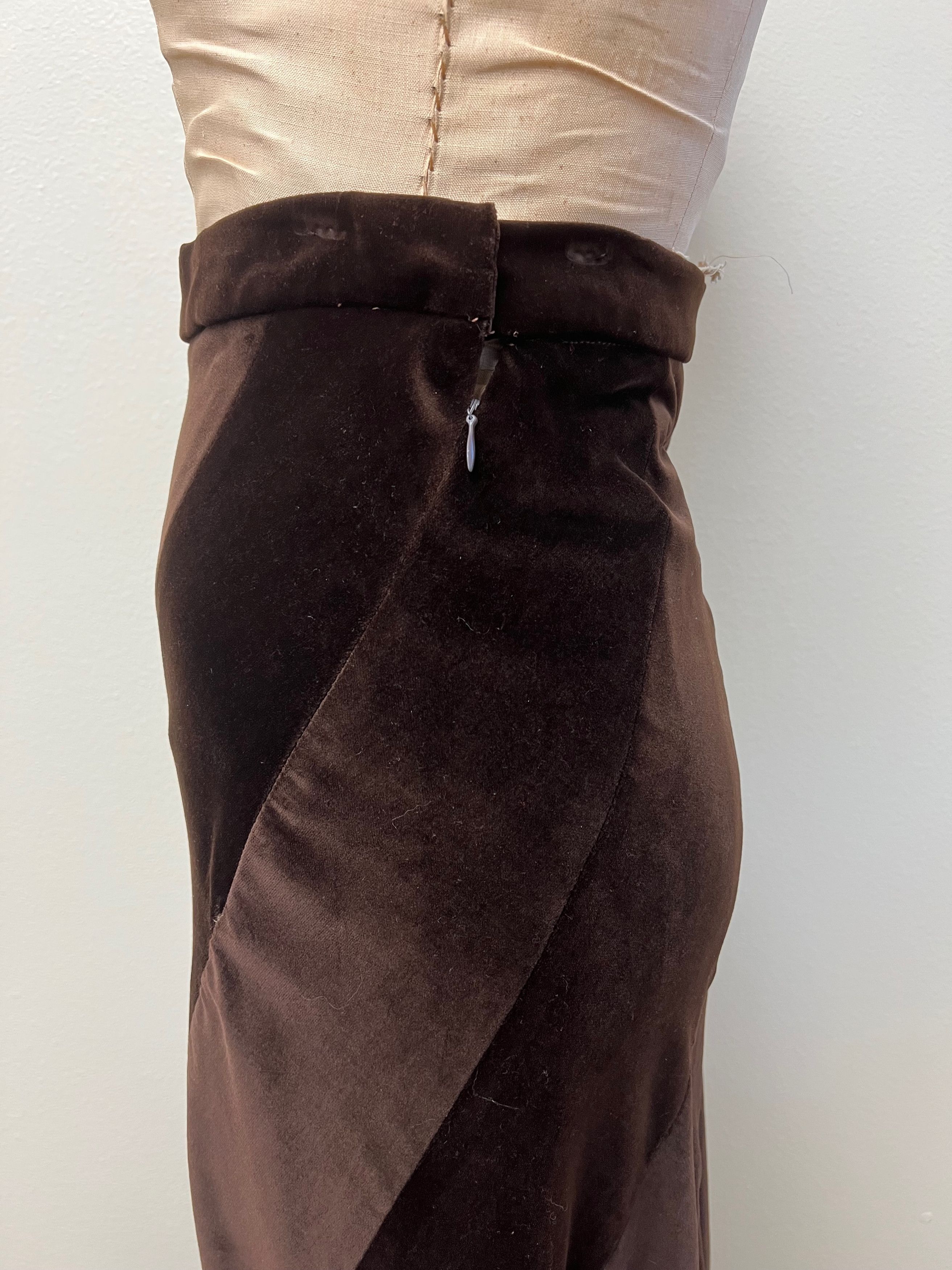 Ellen Tracy EUC 1970s Ellen Tracy Flared Striped Velvet Maxi Skirt M Size 30" / US 8 / IT 44 - 5 Thumbnail