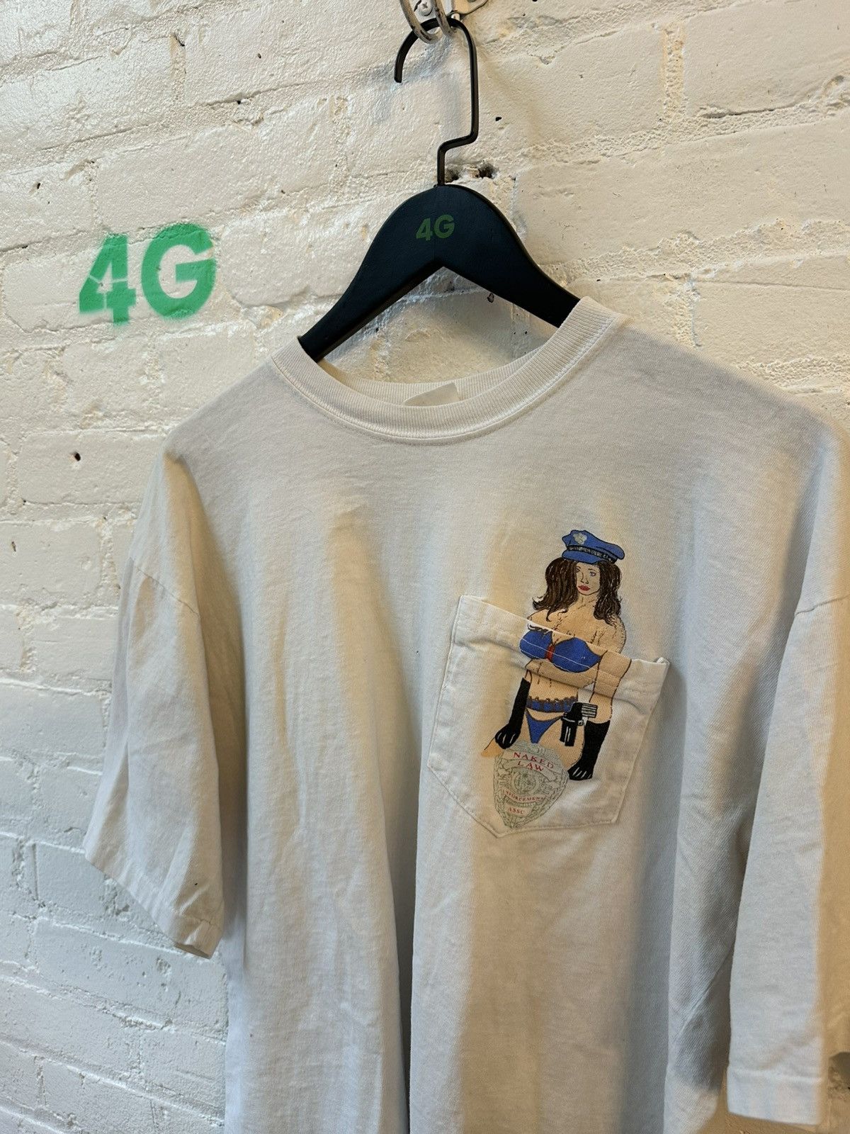 Vintage NAKED LAW VINTAGE POCKET T Size US M / EU 48-50 / 2 - 2 Thumbnail