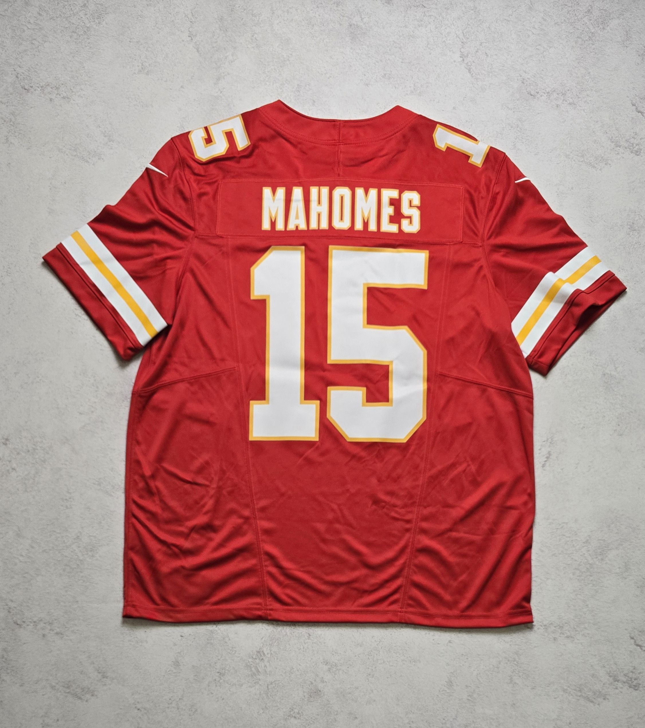 Nike Mahomes #15 Kansas City Chiefs Vapor FUSE Limited Jersey Size US XL / EU 56 / 4 - 3 Thumbnail