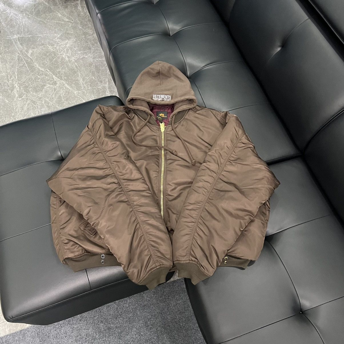 Vetements Vetements SS17 Runway Alpha Deconstructed Bomber Jacket Size US S / EU 44-46 / 1 - 4 Thumbnail