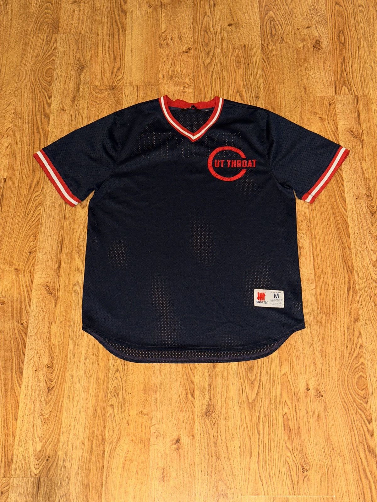 Undefeated UNDEFEATED Cut Throat Spell Out Logo Jersey Medium Size US M / EU 48-50 / 2 - 1 Thumbnail