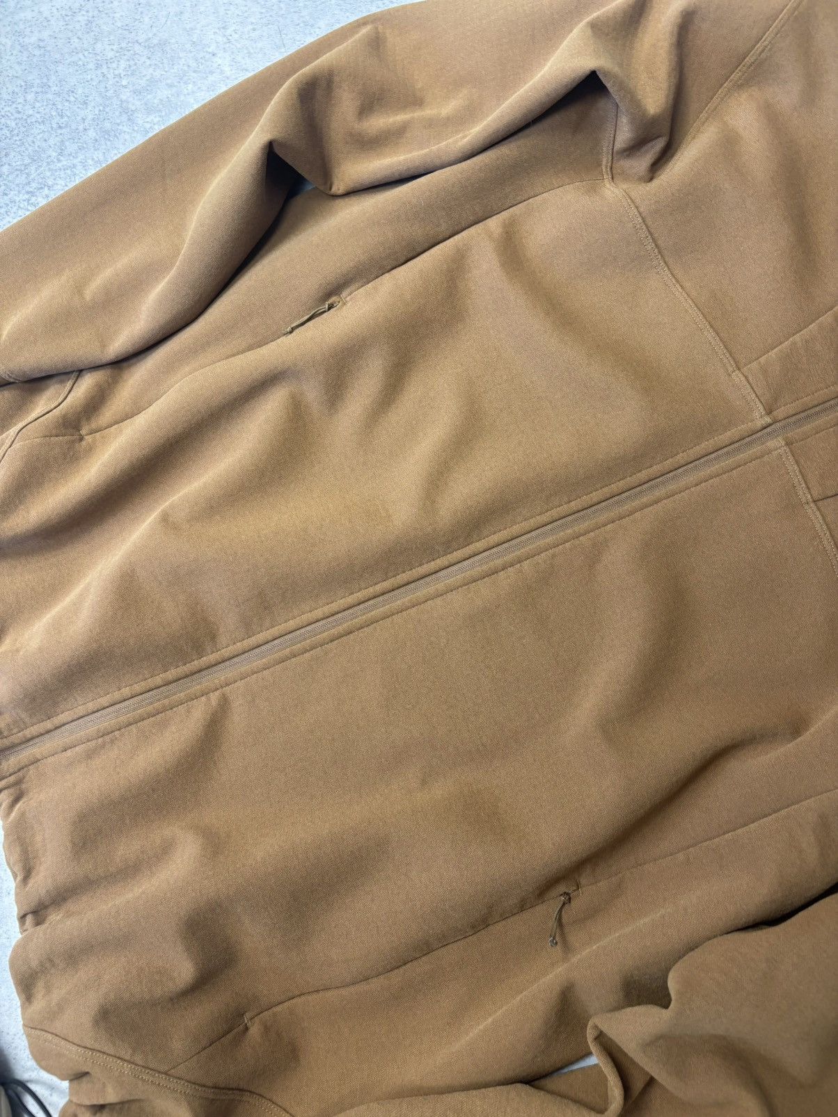 Arc'teryx Arcteryx brown water resistant jacket Size US XL / EU 56 / 4 - 3 Thumbnail