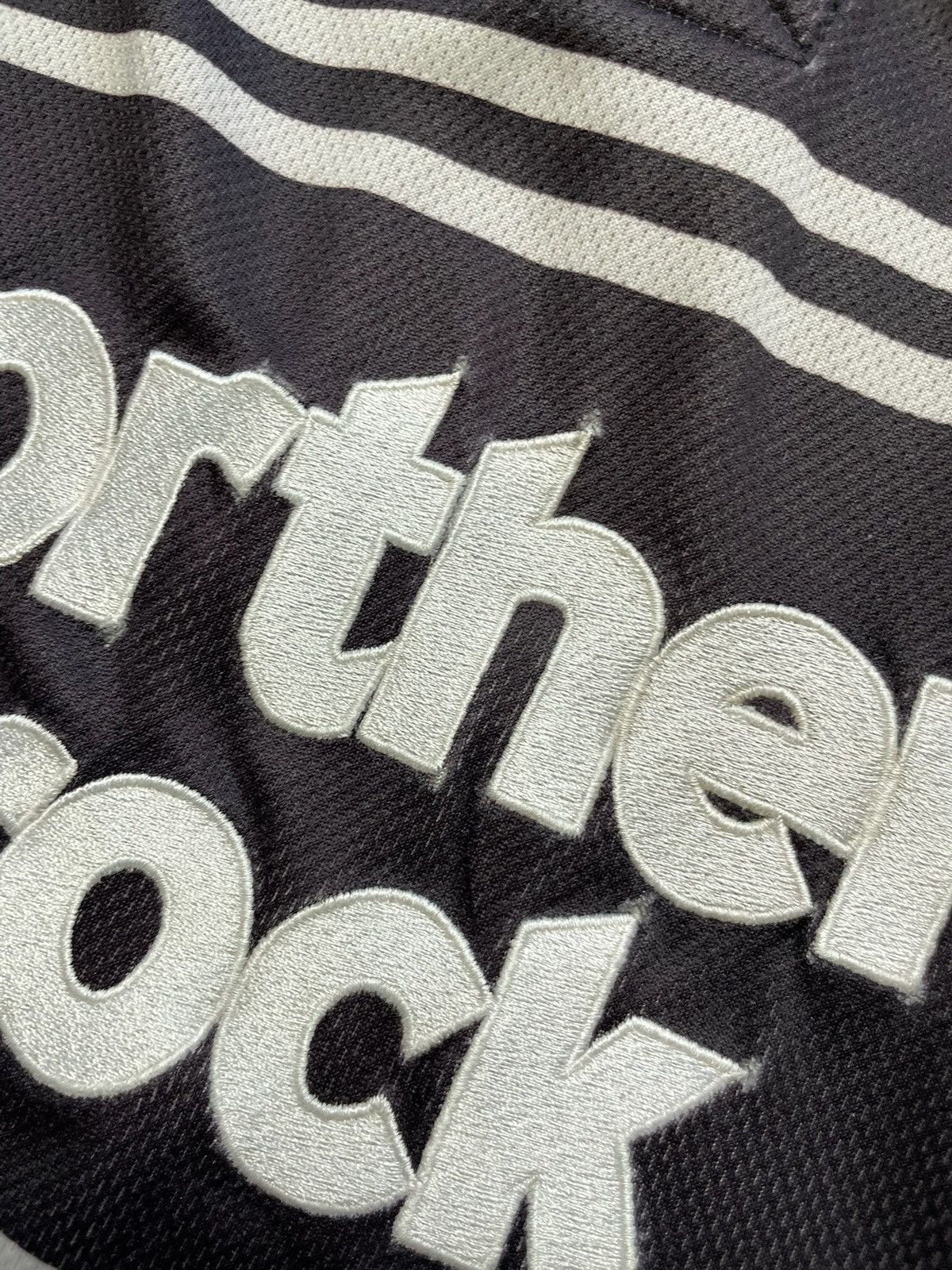 Vintage Vintage New Castle Falcons rugby jersey size XL rare black Size US XL / EU 56 / 4 - 10 Thumbnail