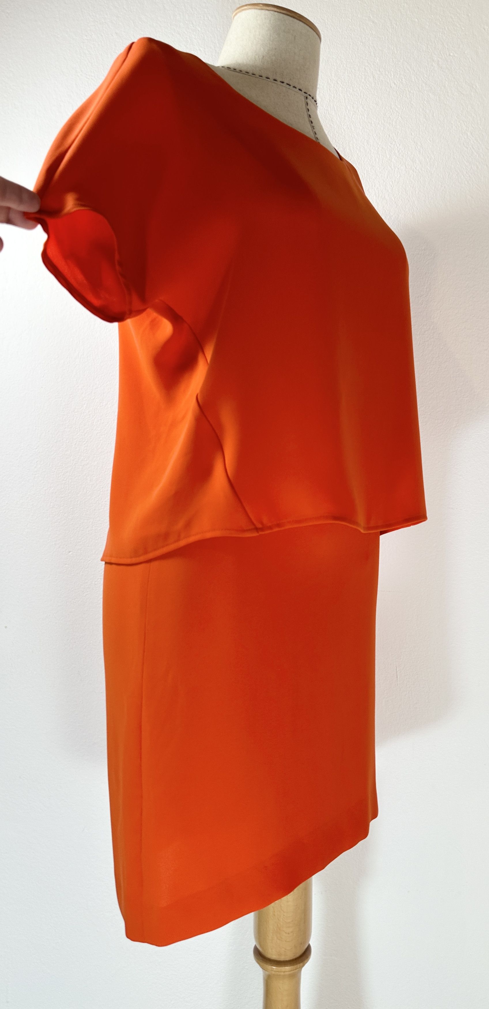 Orange dress