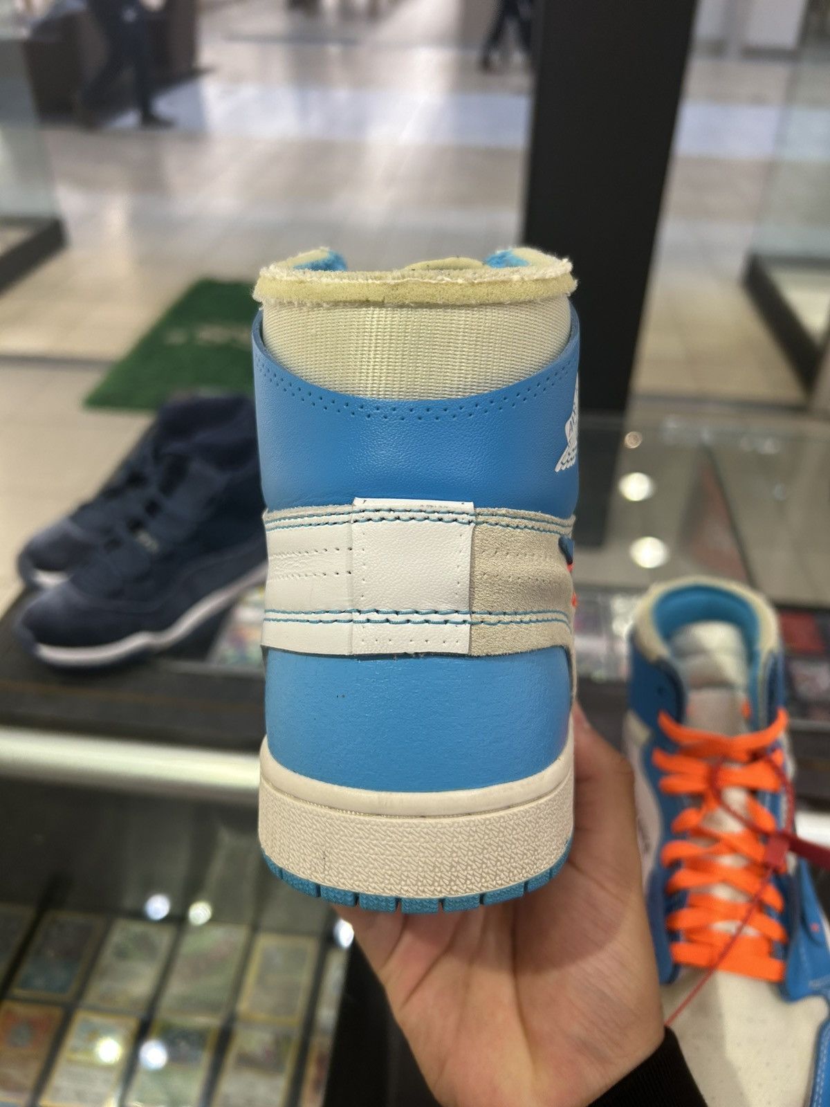 Jordan Brand × Off-White Jordan 1 Offwhite University Blue Size US 11 / EU 44 - 8 Thumbnail