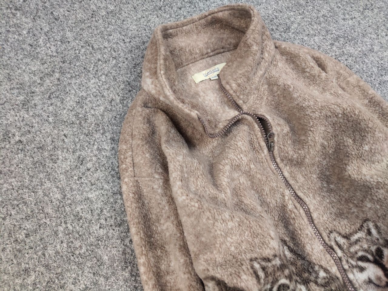 Japanese Brand Vintage 90's Fleece Zip Jacket Over Art Brown Wolf Hype Size US M / EU 48-50 / 2 - 7 Thumbnail