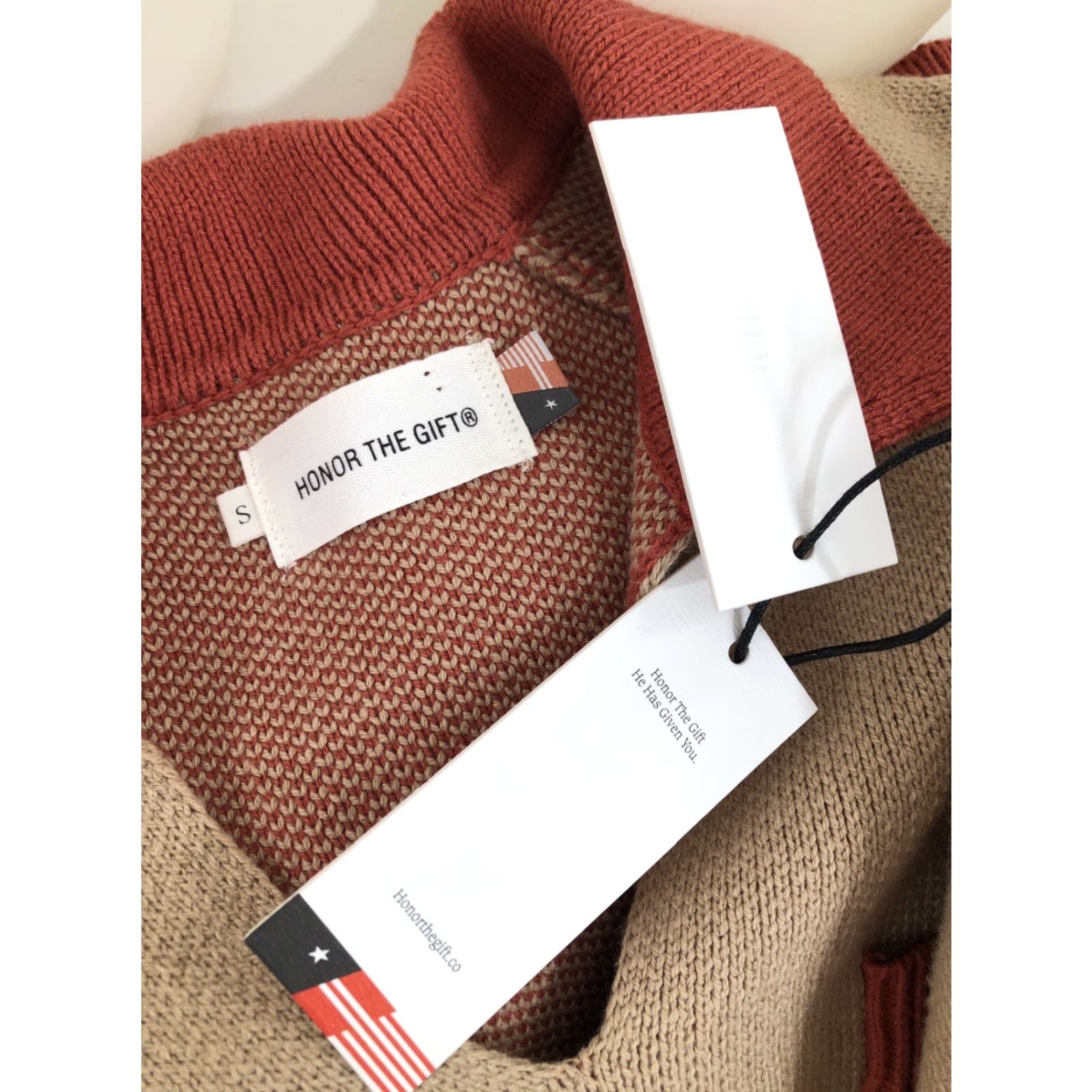 Honor the Gift HONOR THE GIFT Sweater V-Neck Mens Sm Heavy Pullover Blues Angel Oatmeal Knit 90s Los Angeles VNeck Hip Adult Mens Boys? Size US S / EU 44-46 / 1 - 7 Thumbnail
