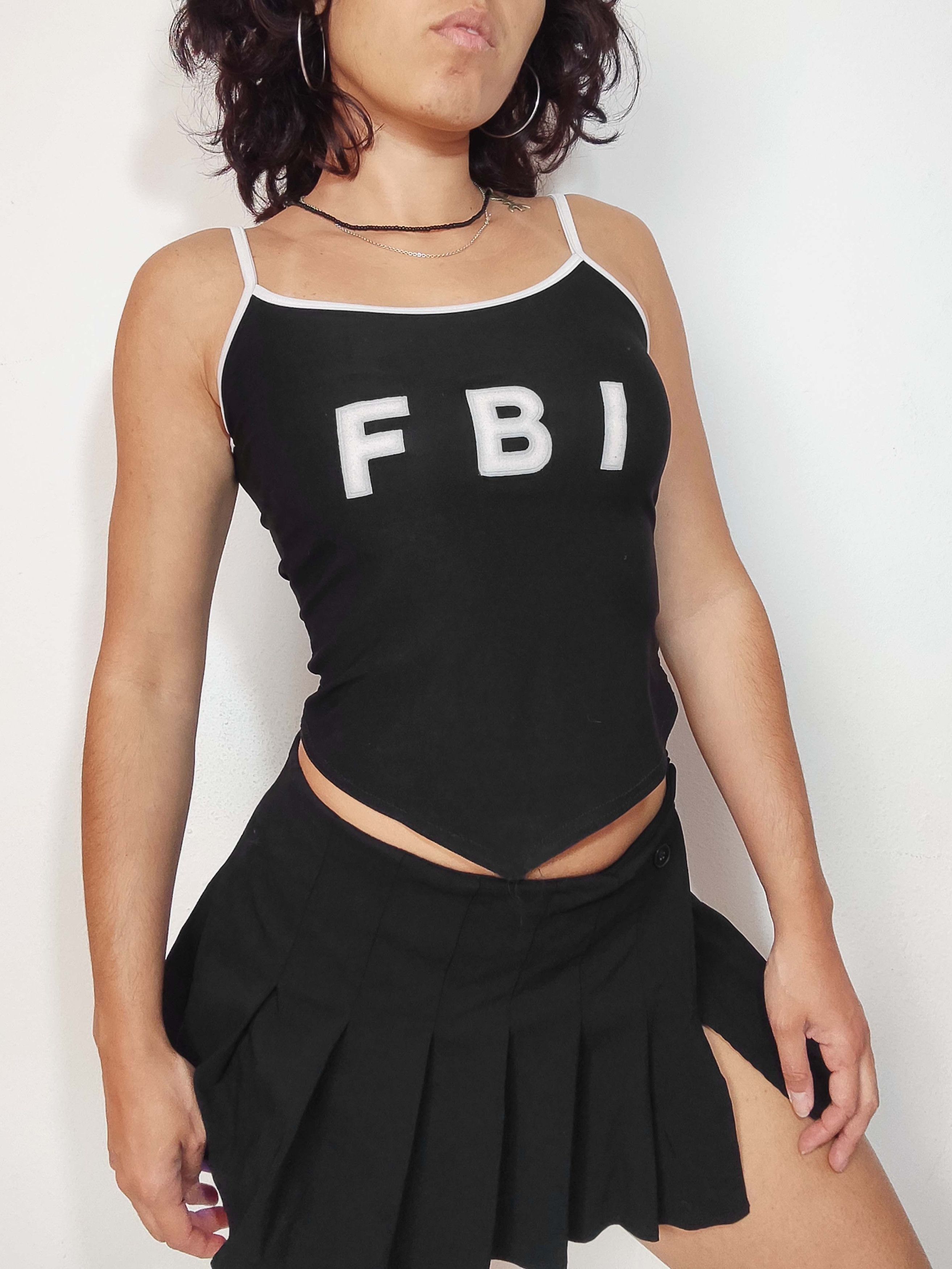Vintage Vintage Y2k FBI Slogan Triangle Top in Black Size S / US 4 / IT 40 - 1 Thumbnail