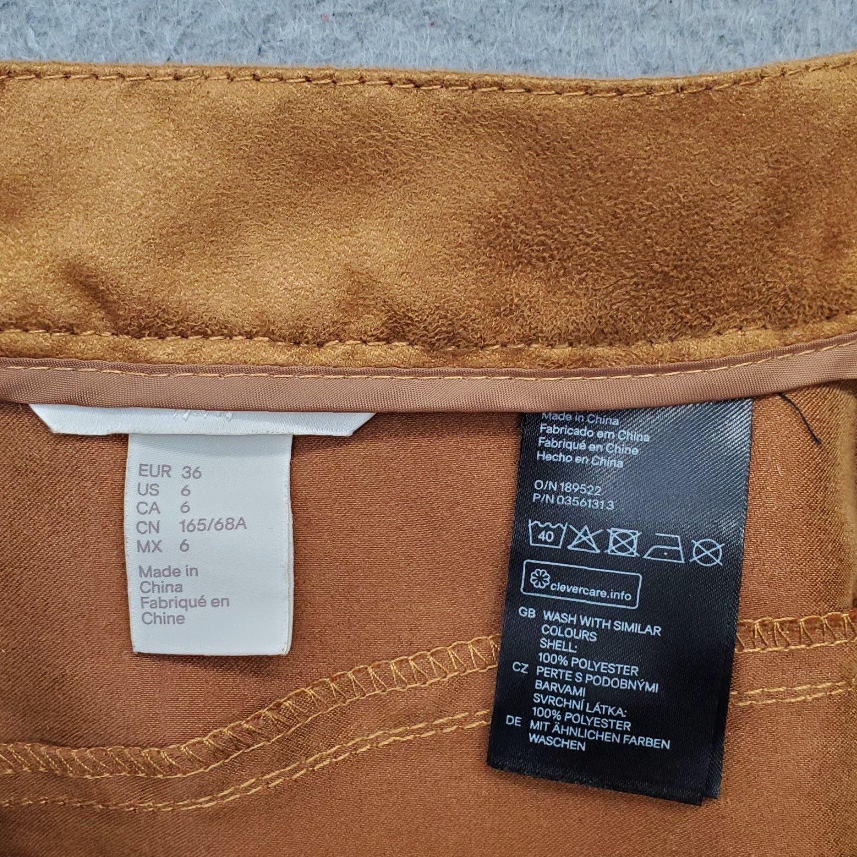 H&M H&M Womens Size 6 Brown Faux Suede Leather A-Line Mini Skirt Classic Snap Front Shirt? Size 28" / US 6 / IT 42 - 5 Thumbnail