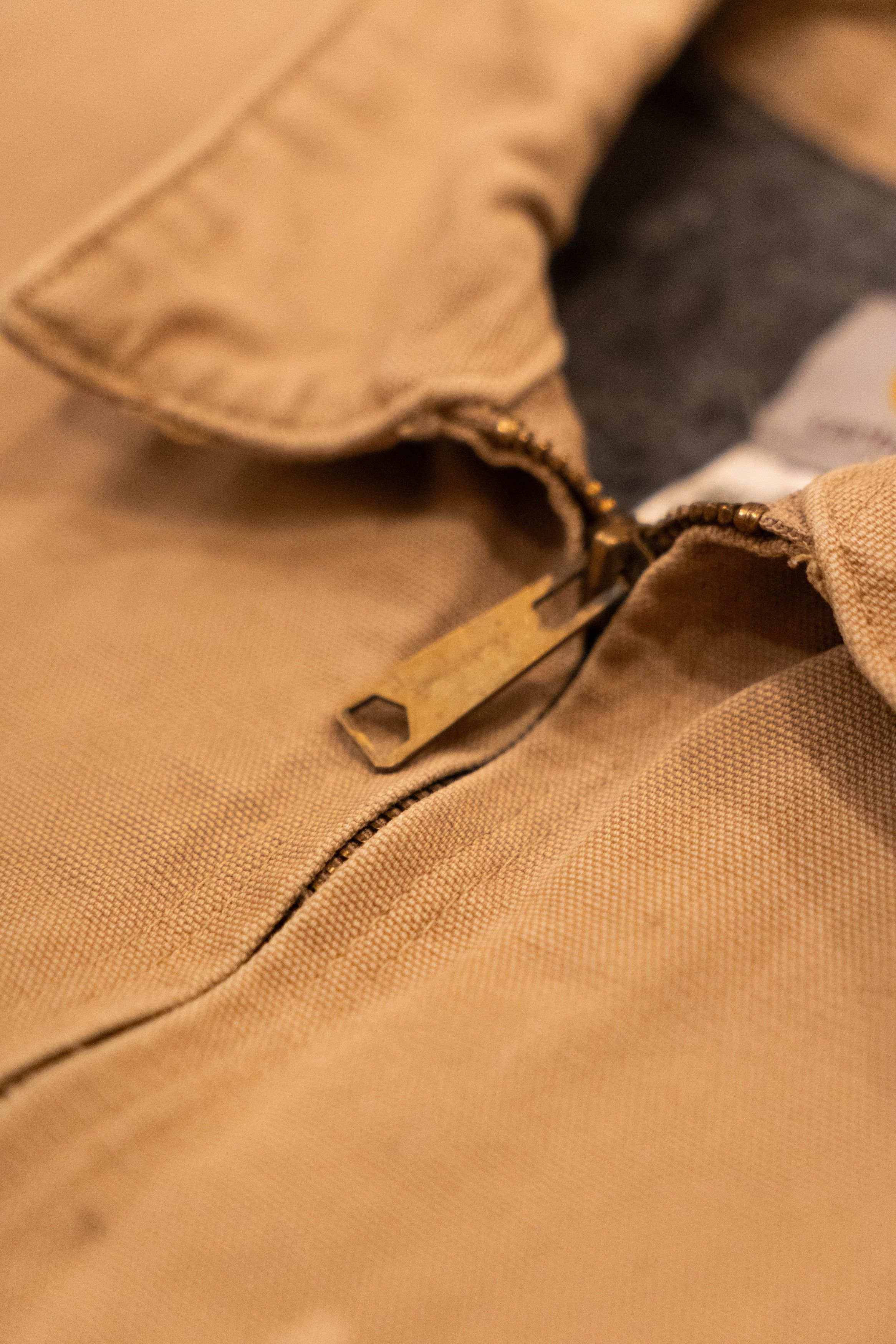 Carhartt × Vintage Carhartt Detroit Jacket Distressed Thrashed Sand Size US XXL / EU 58 / 5 - 6 Thumbnail