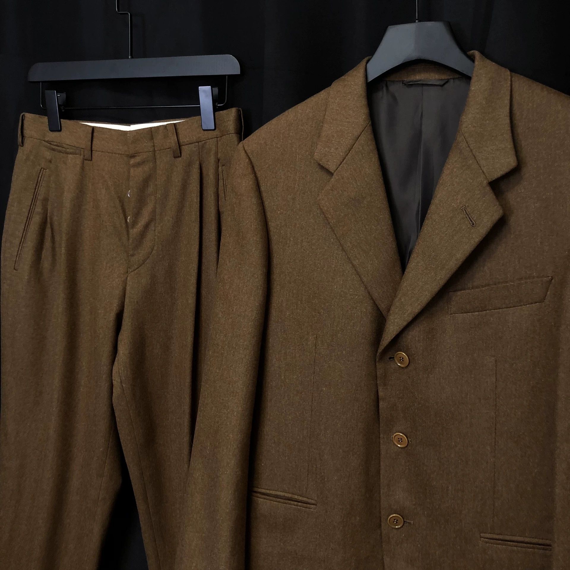 Romeo Gigli Romeo Gigli 90s Wool Suit Silk Lined Unisex Near-New Size US S / EU 44-46 / 1 - 4 Thumbnail