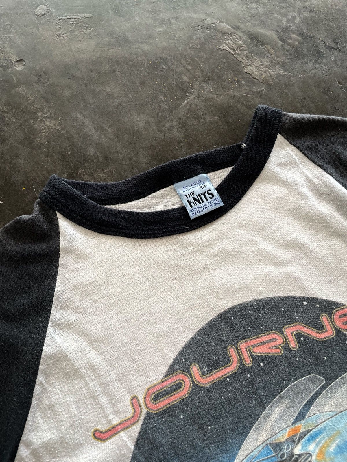 Band Tees Vintage 80s Journey Escape Tour 1982 Raglan Longsleeve Tee Size US M / EU 48-50 / 2 - 13 Thumbnail