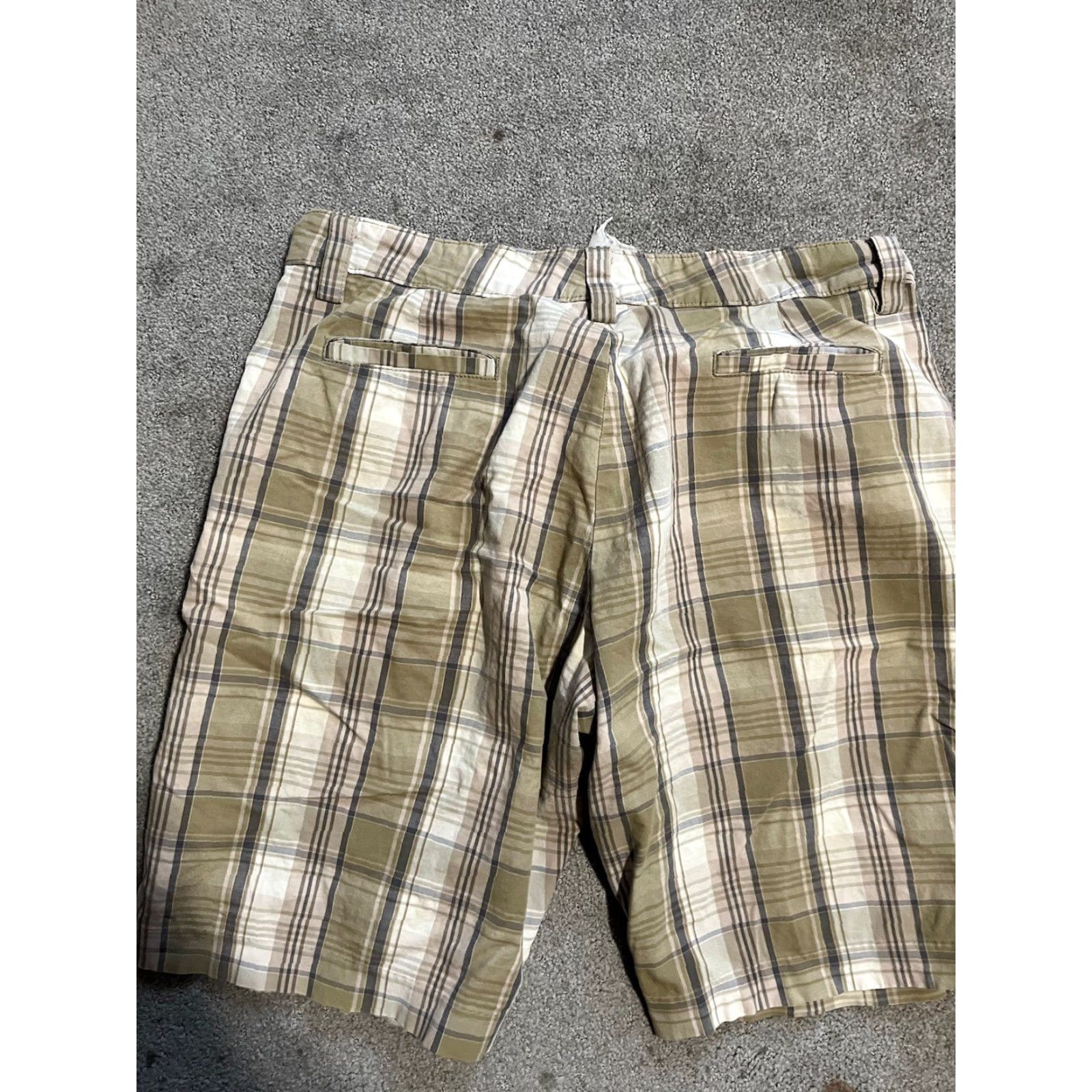 Lee LEE Women’s Golf Bermuda Shorts Plaid Gray Brown - 14 - Multicolor - Flat Front - High Rise - Pockets - Stretch - Cotton/Spandex - Machine Washable Size 36" / US 14 / IT 50 - 3 Thumbnail