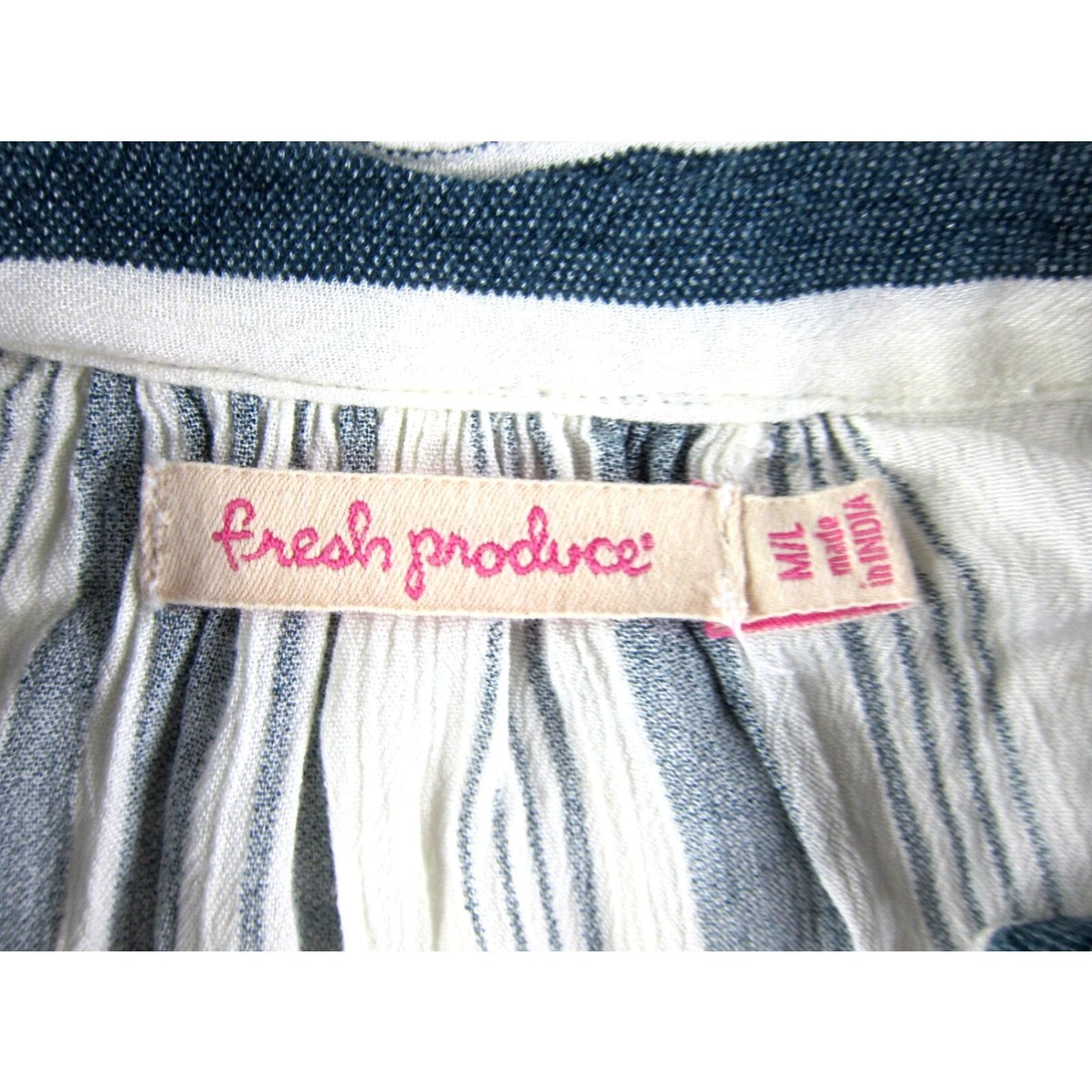 Vintage Fresh Produce Blouse M/L 3/4 Sleeve V-Neck Tunic Blue White Stripe Rayon Womens Size M / US 6-8 / IT 42-44 - 3 Thumbnail