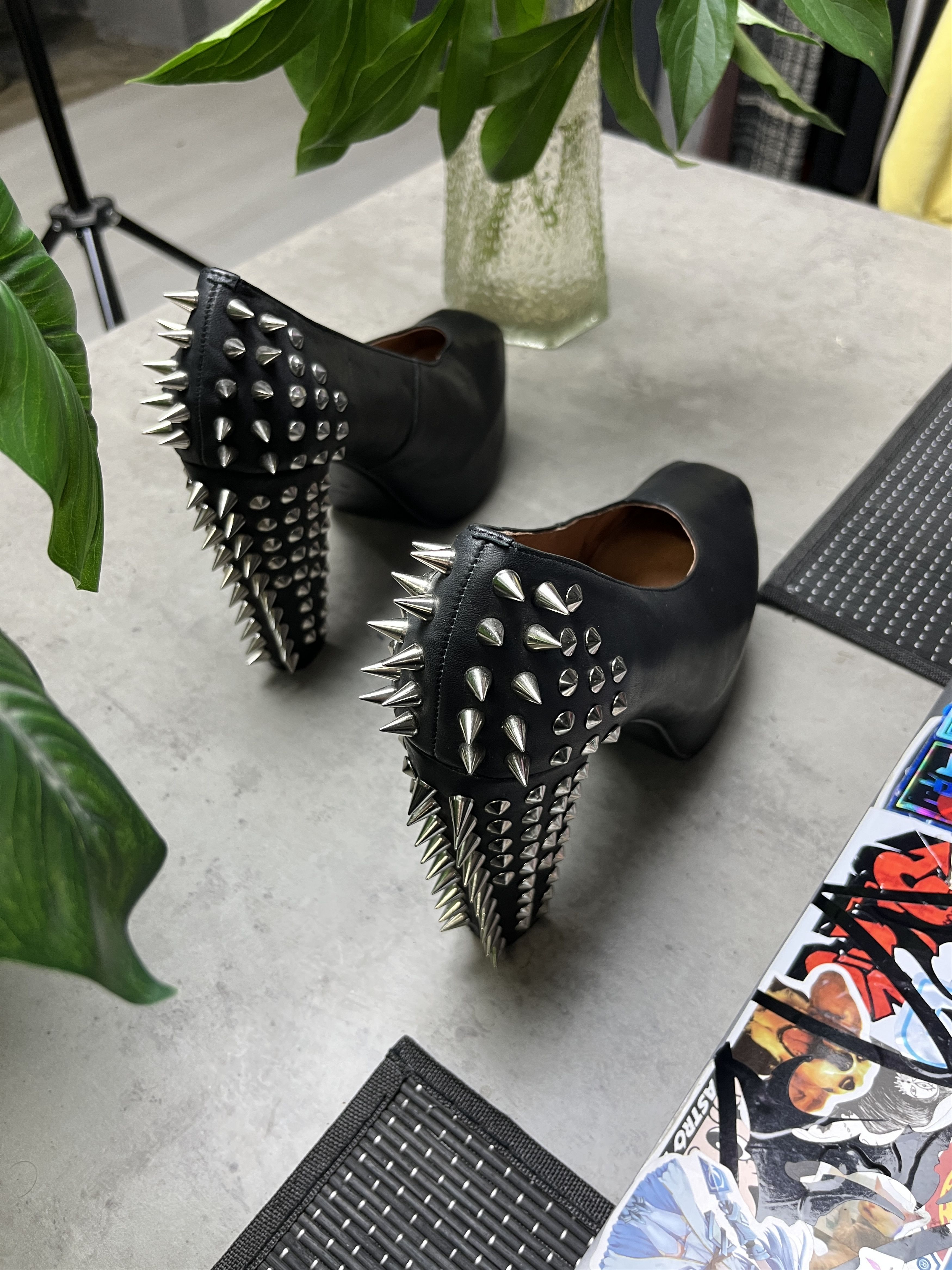 Other 2000s SPIKED CHUNKY PLATFORM PUMPS HEELS - 5112 Size US 7.5 / IT 37.5 - 4 Thumbnail