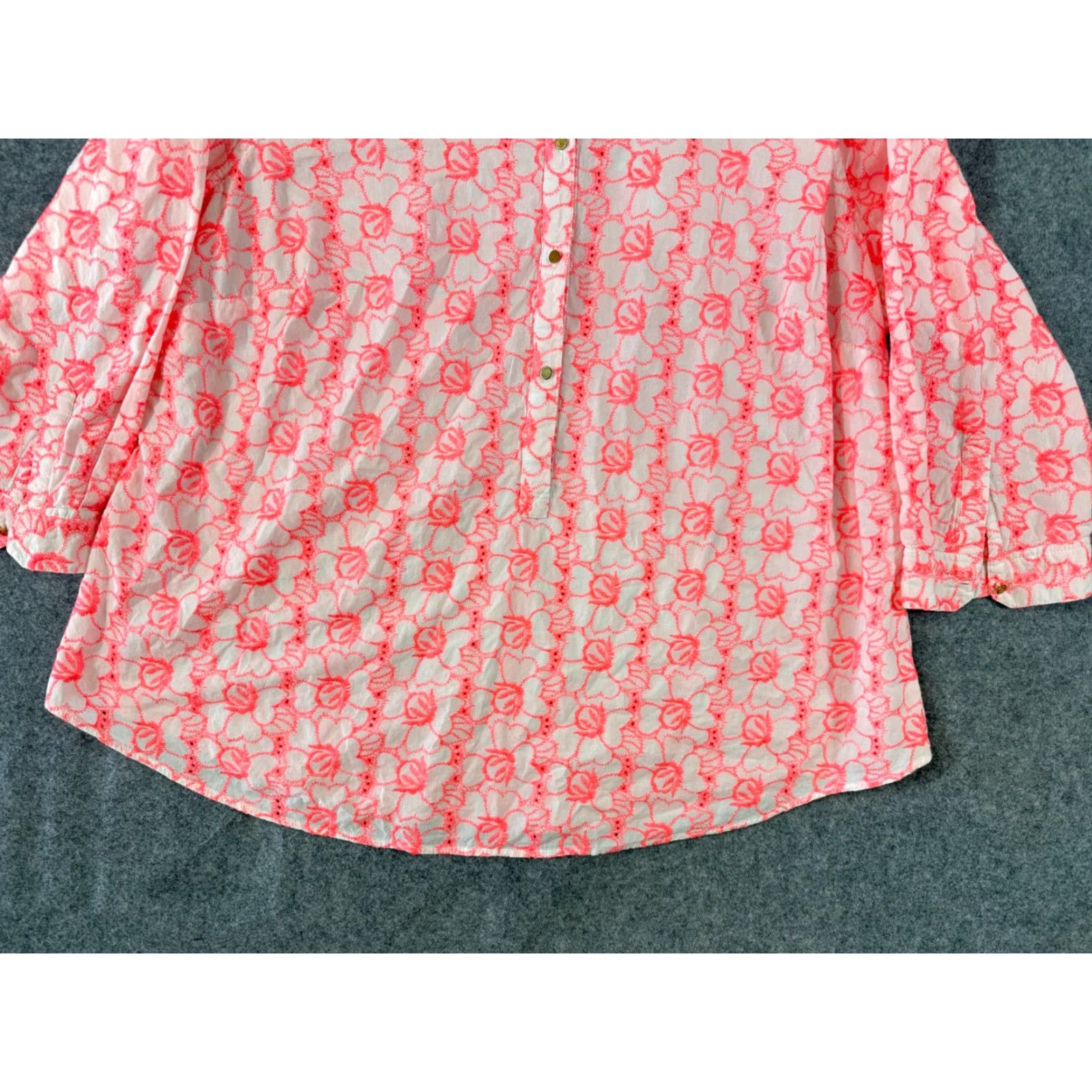 Lands' End Lands' End Shirt Top Womens 18W Hot Pink Floral Embroidered Boho 3/4 Sleeve Collared Shirt Size XXL / US 16-18 / IT 52-54 - 4 Thumbnail