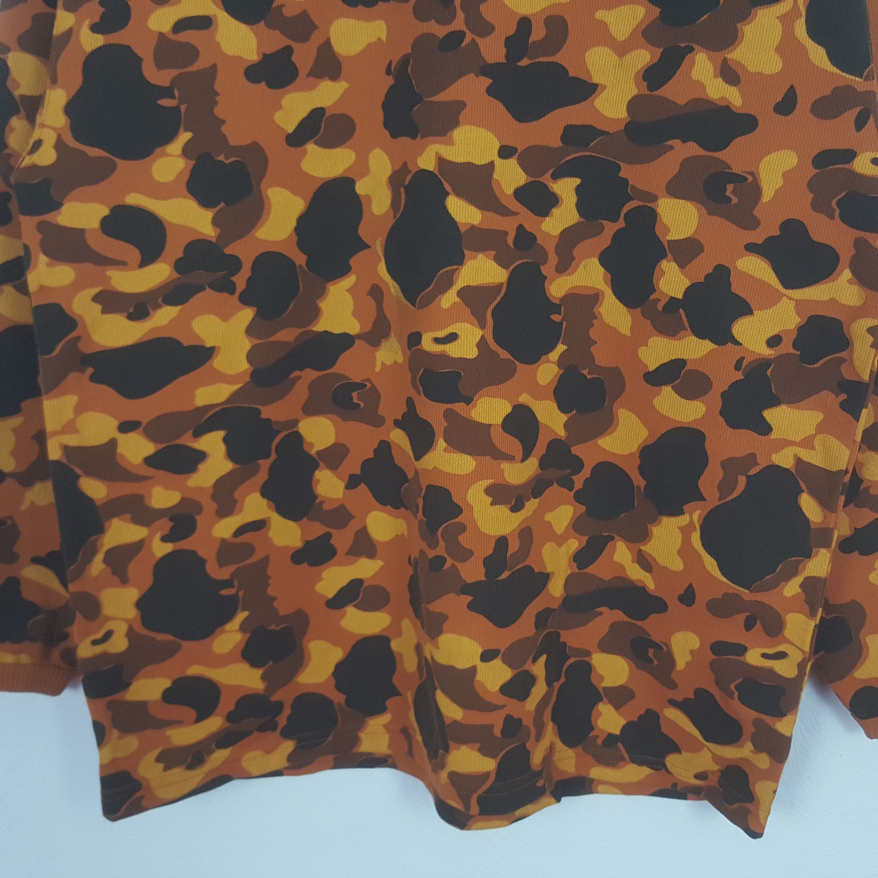 Vintage Vintage New York Club Camo Sweatshirt C320N18 Size US M / EU 48-50 / 2 - 2 Thumbnail