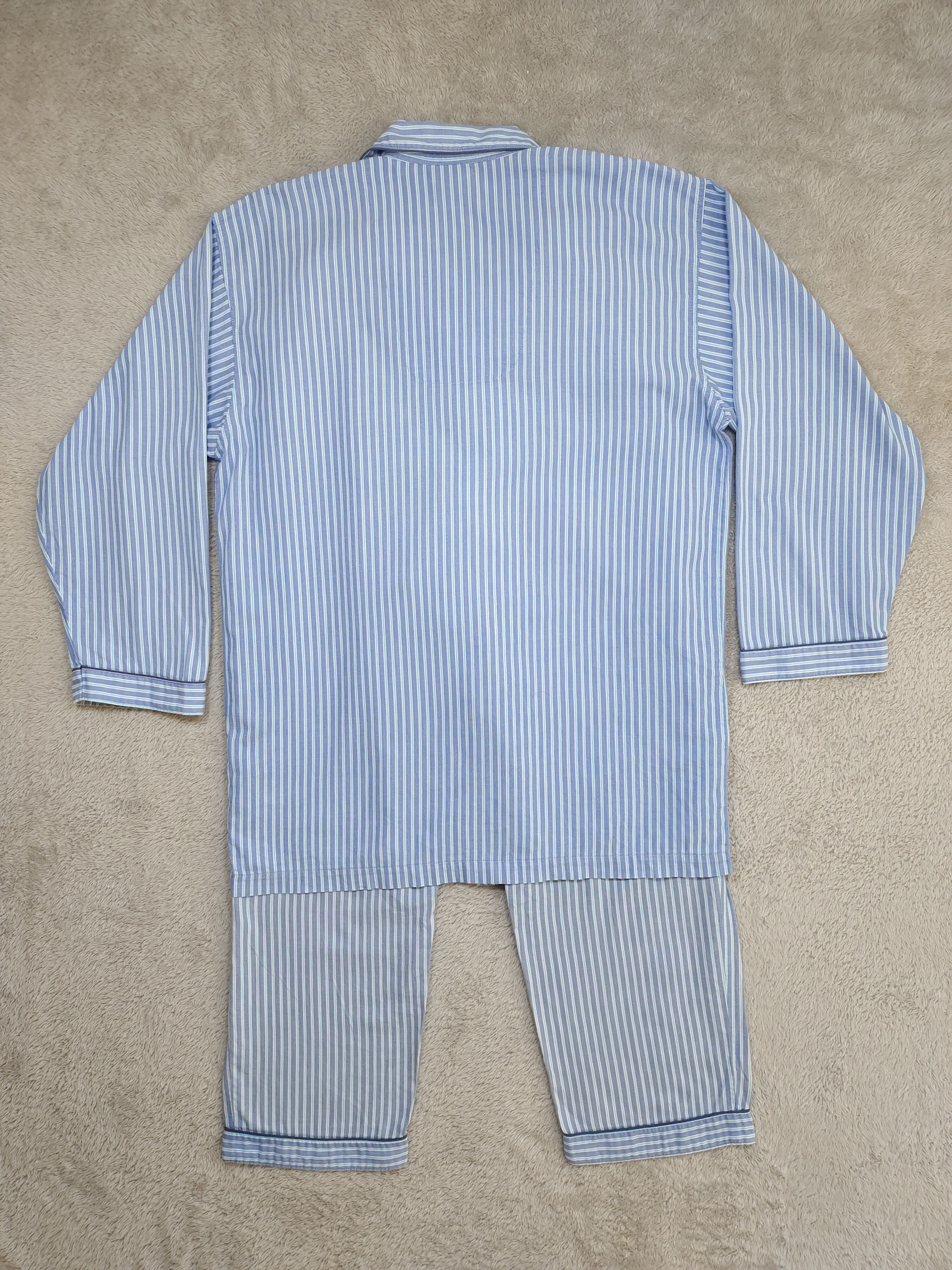 Burberry VINTAGE 90s BURBERRYS ICE BLUE CANDY STRIPE PYJAMAS SET M Size US M / EU 48-50 / 2 - 2 Thumbnail
