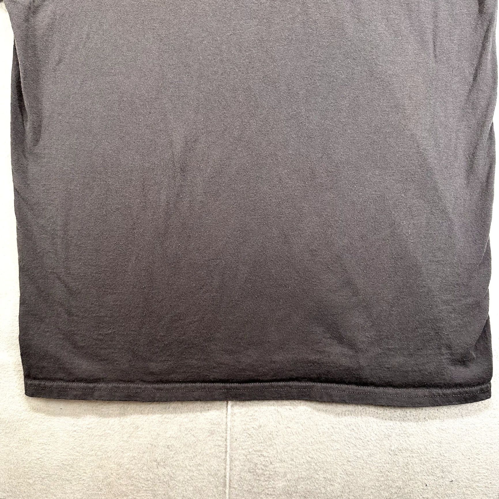 Gildan VINTAGE Gildan ACDC Shirt Men Large Short Sleeve Crew Neck Music Band Tee Cotton Gray Size US L / EU 52-54 / 3 - 4 Thumbnail