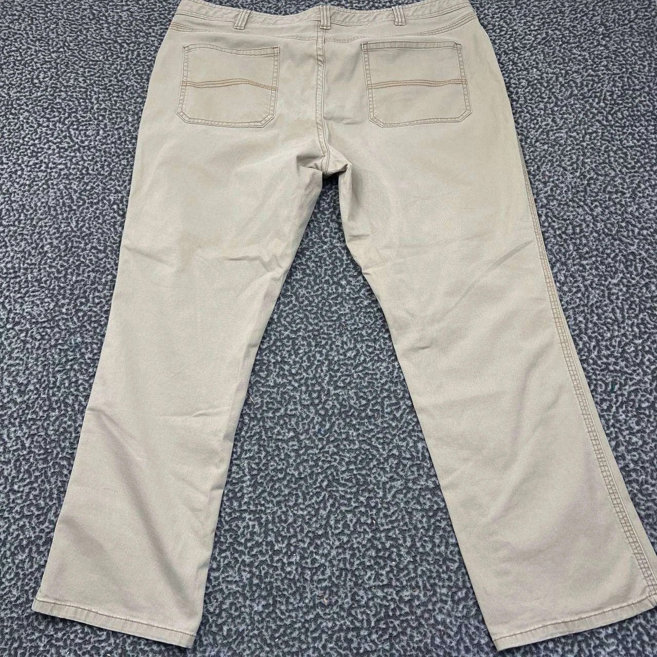 G.H. Bass & Co. G.H Bass & Co. Pants Men 40x32 Chino Straight Fit Pocket Size US 40 / EU 56 - 2 Thumbnail