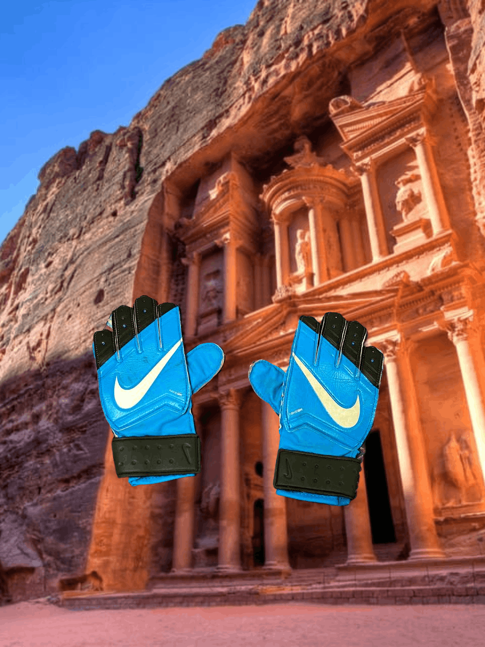 Nike Gloves Nike football Vintage Sportwear Y2K Size ONE SIZE - 1 Thumbnail