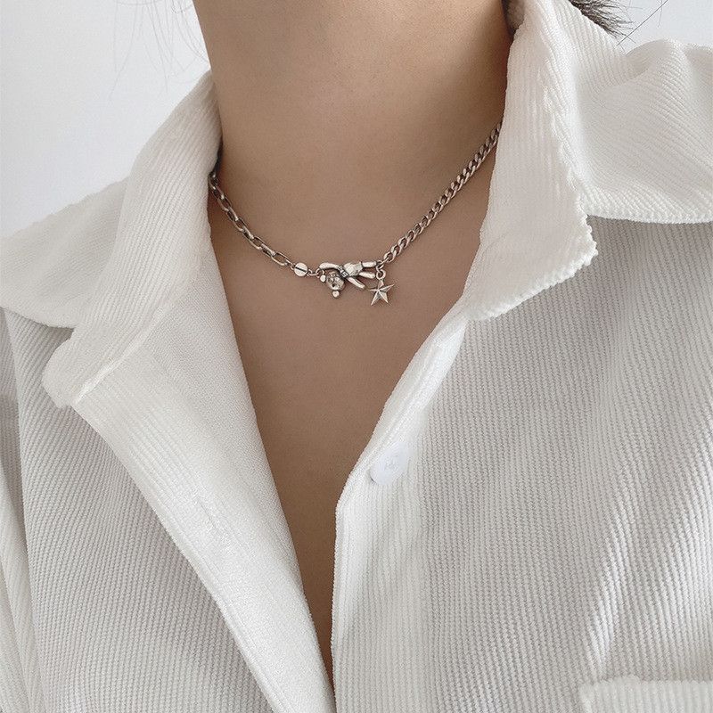 Jewelry Unique Bear Star Necklace Size ONE SIZE - 1 Thumbnail