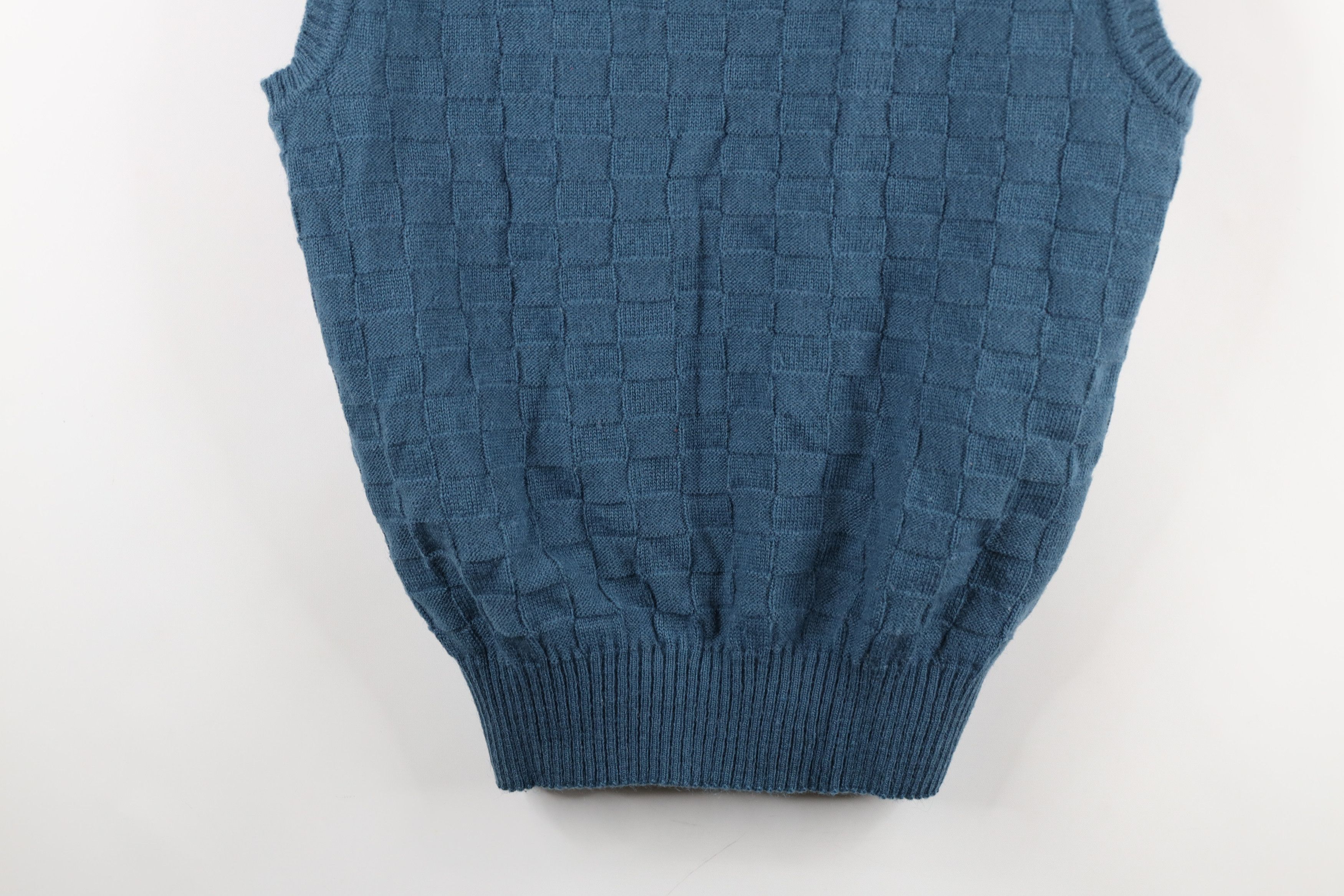 Vintage Vintage 90s Streetwear Knit V-Neck Sweater Vest Blue Size L / US 10 / IT 46 - 3 Thumbnail