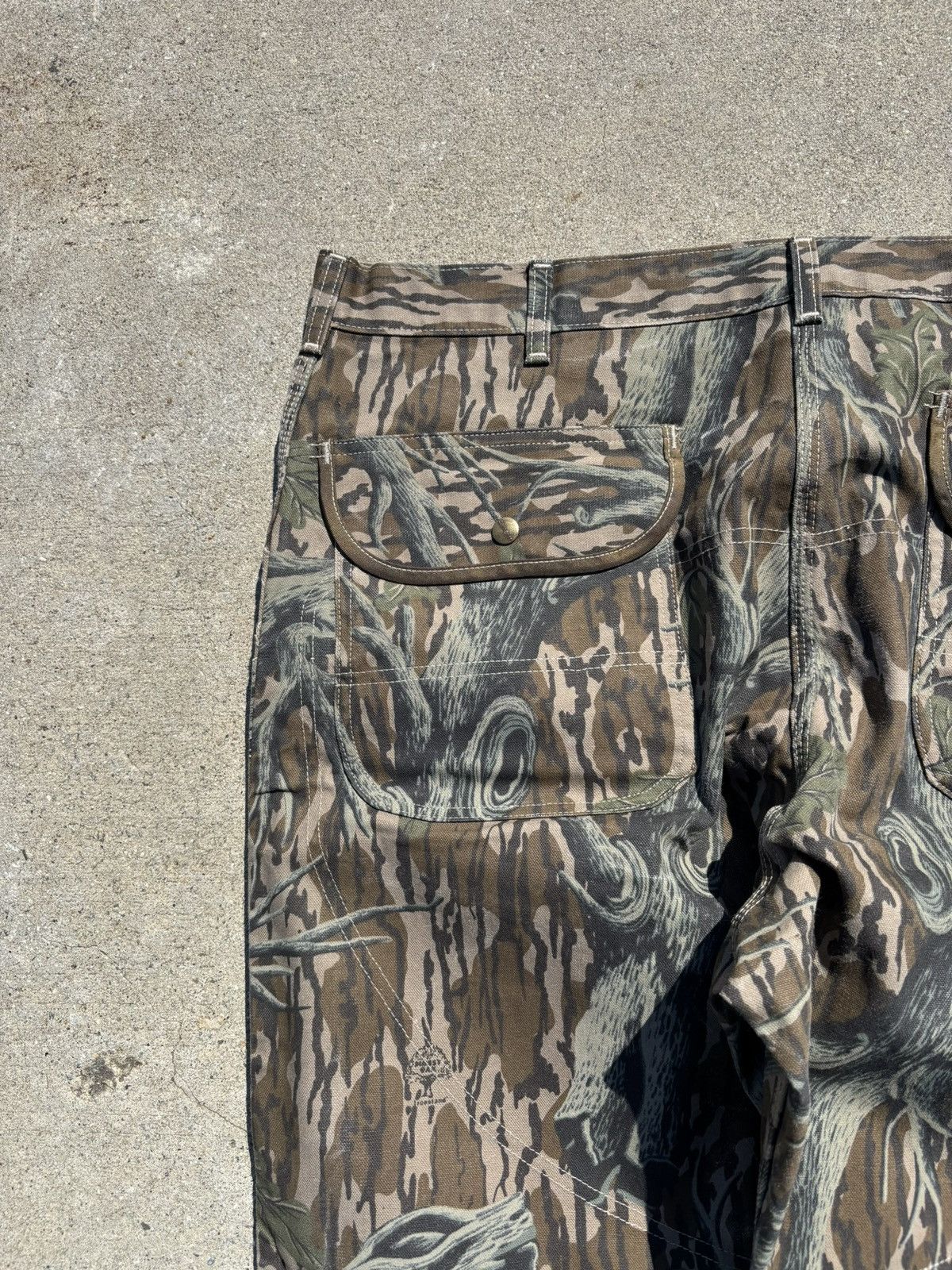 Carhartt Vintage 1993 Carharrt Camo Dungaree Pants Size US 40 / EU 56 - 12 Thumbnail
