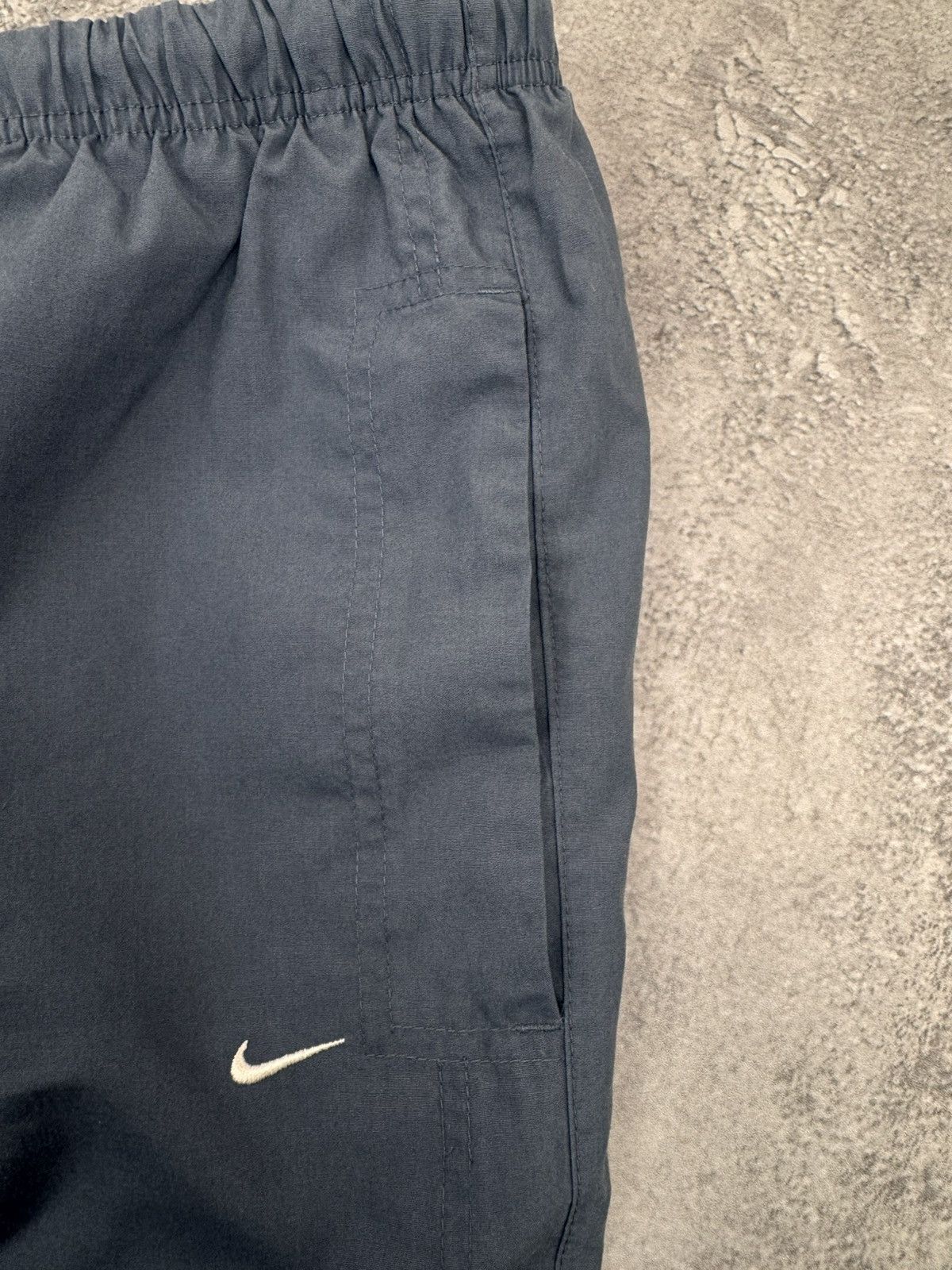 Nike Nike Men Track Pants Grey Size M Size US 30 / EU 46 - 6 Thumbnail
